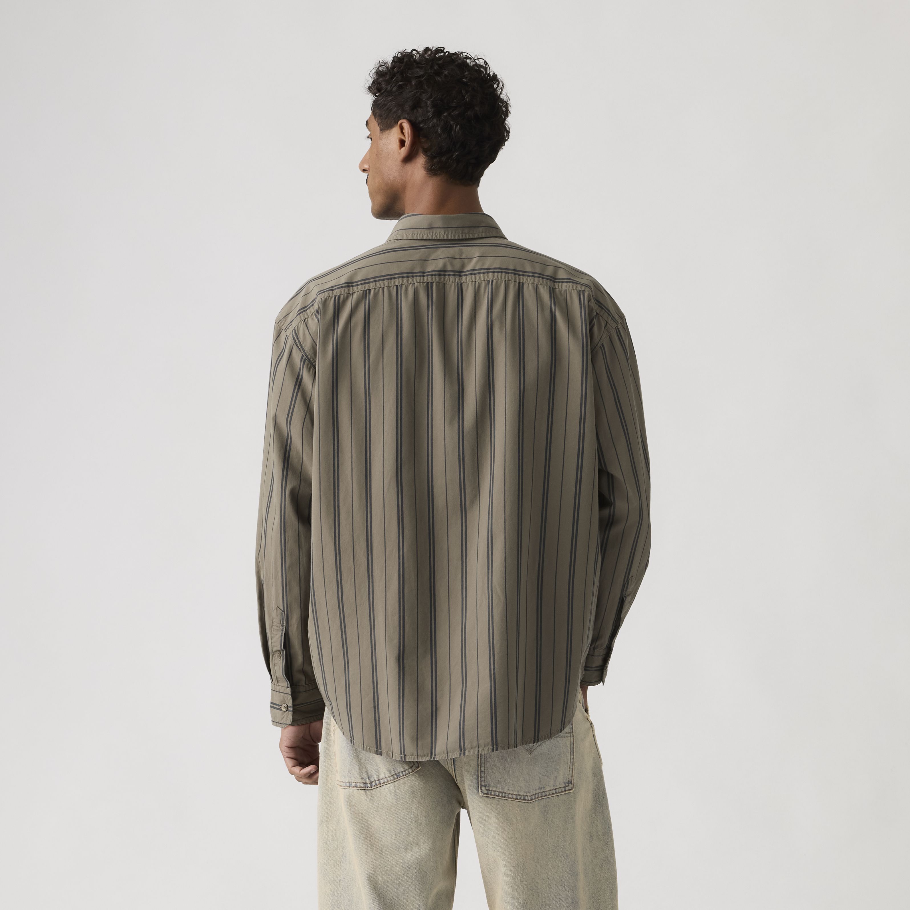 Camisa holgada de pana con botones 4