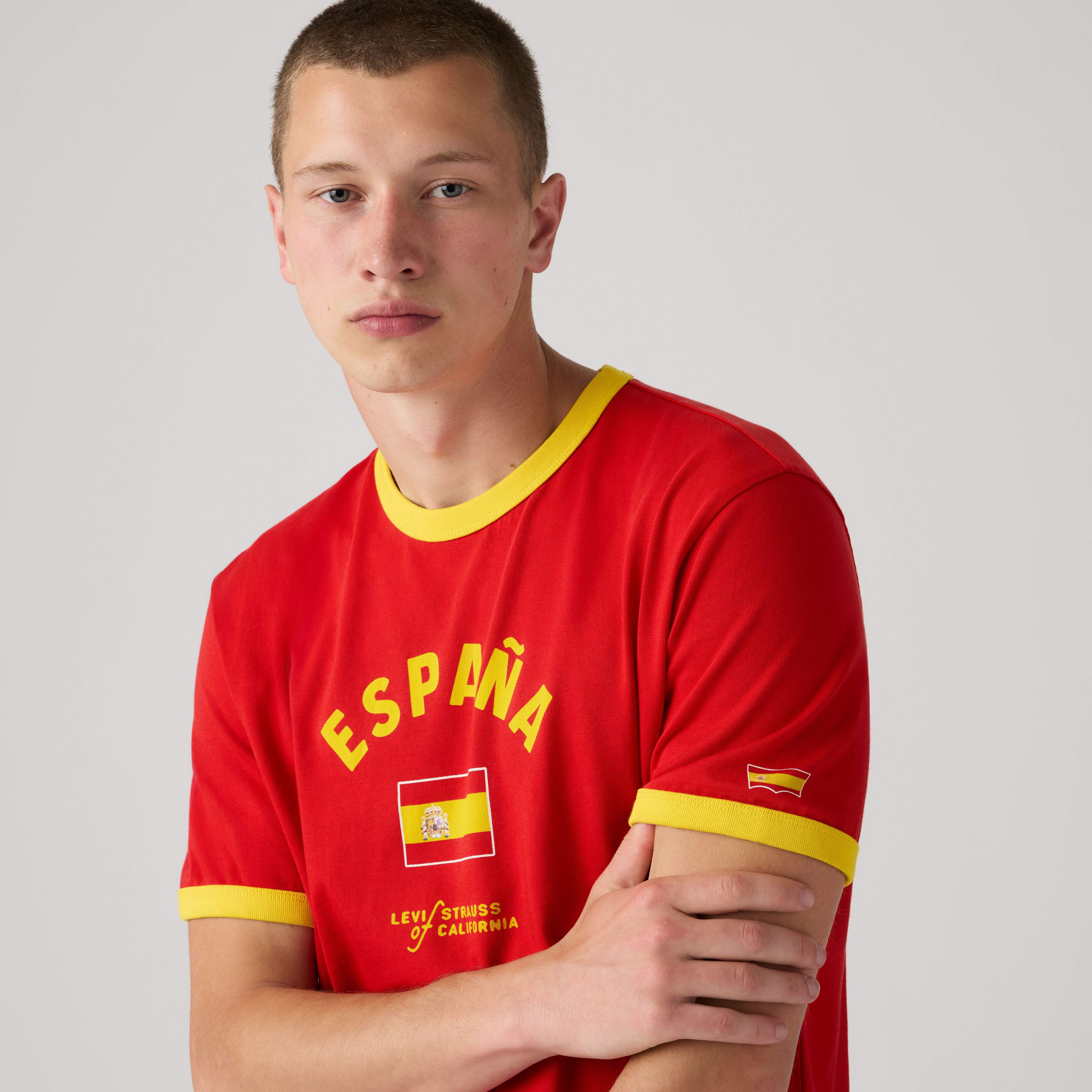 Levi's® Spain Ringer Tee 2