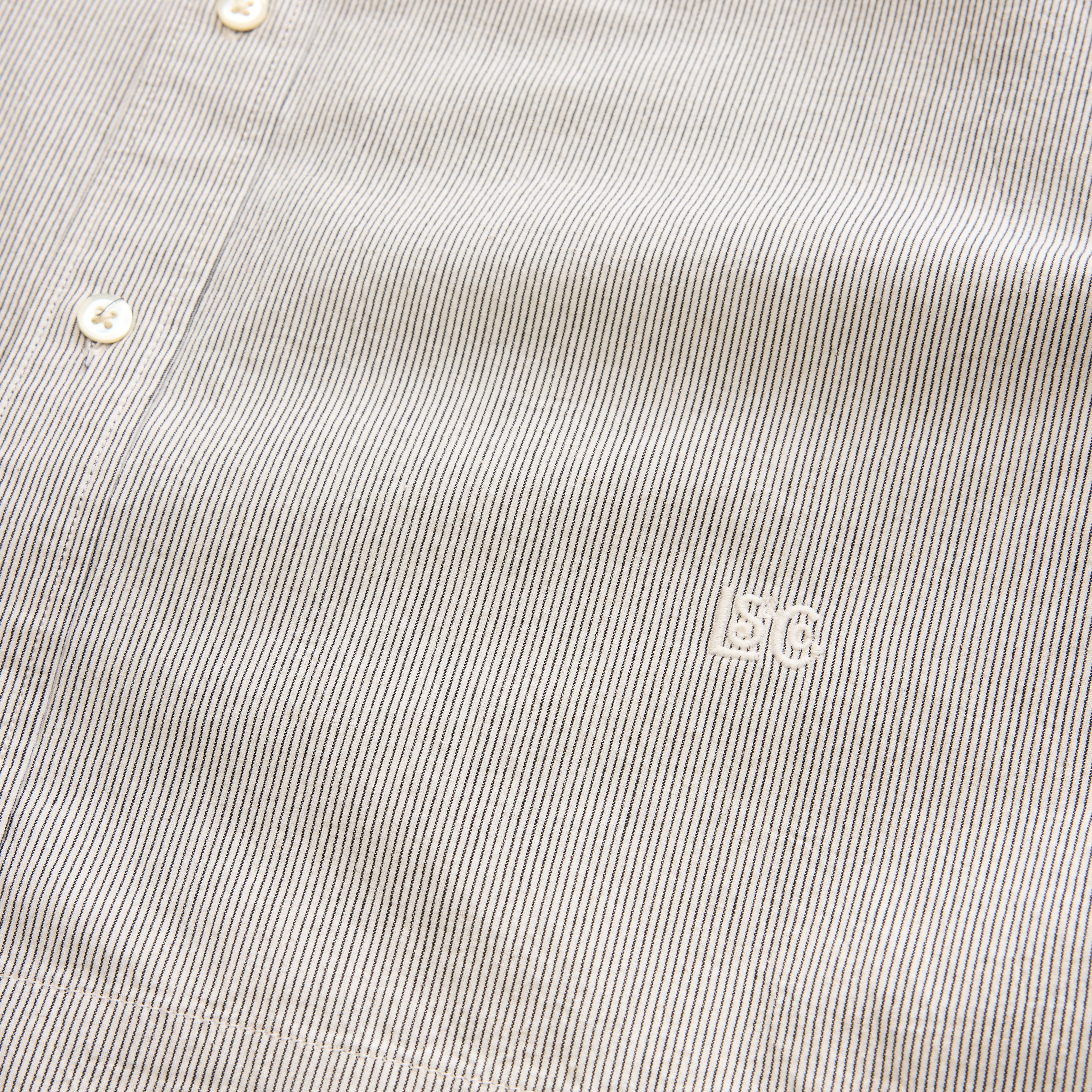 Boxy Short-Sleeve Shirt 8