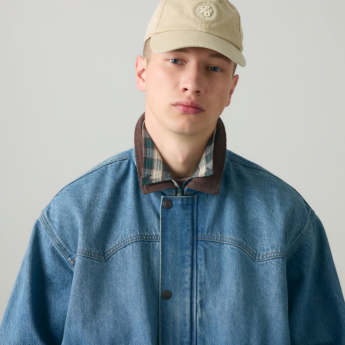 Hilltop Cropped Jacket — In Good Company - Medium Wash