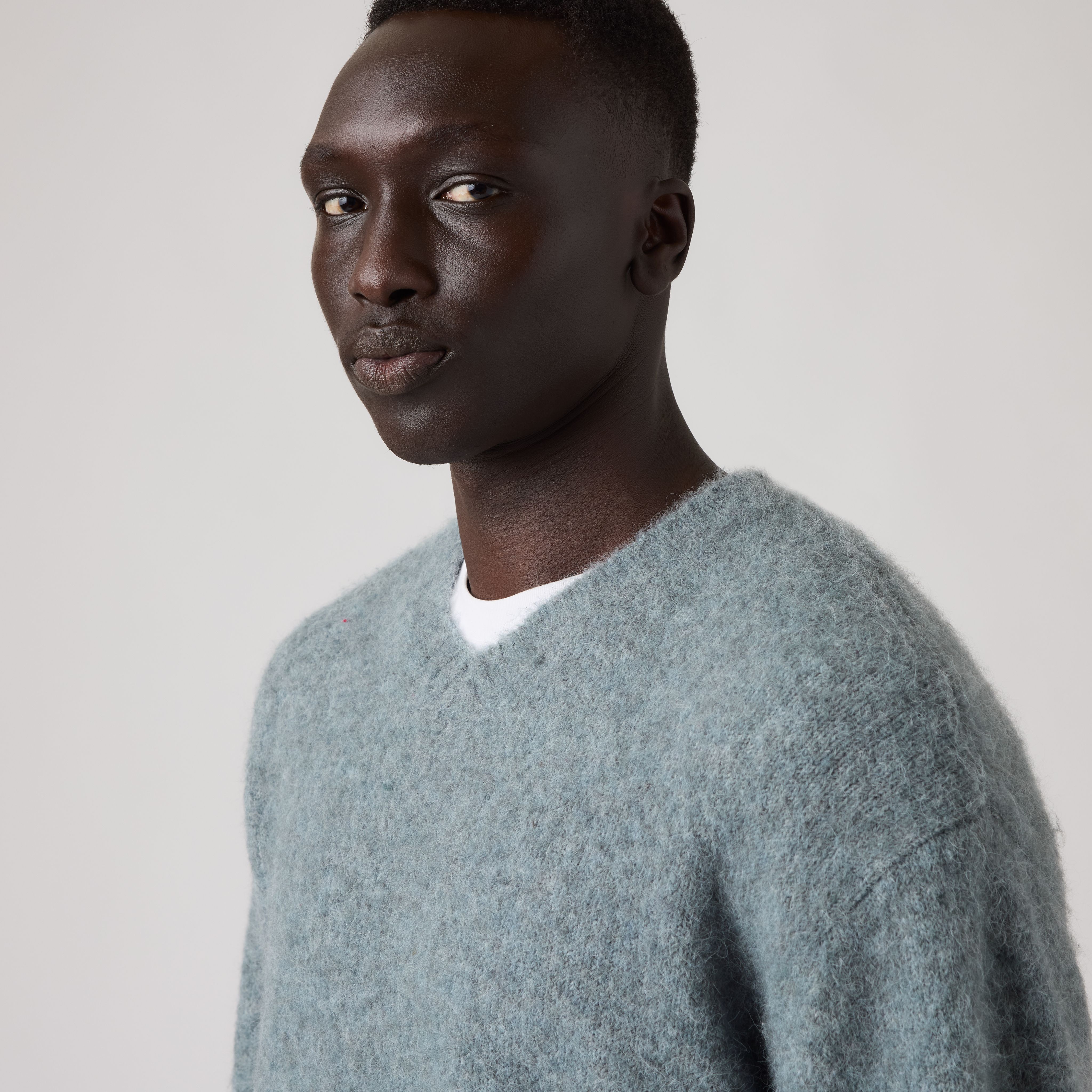 Miles V-Neck Sweater 2