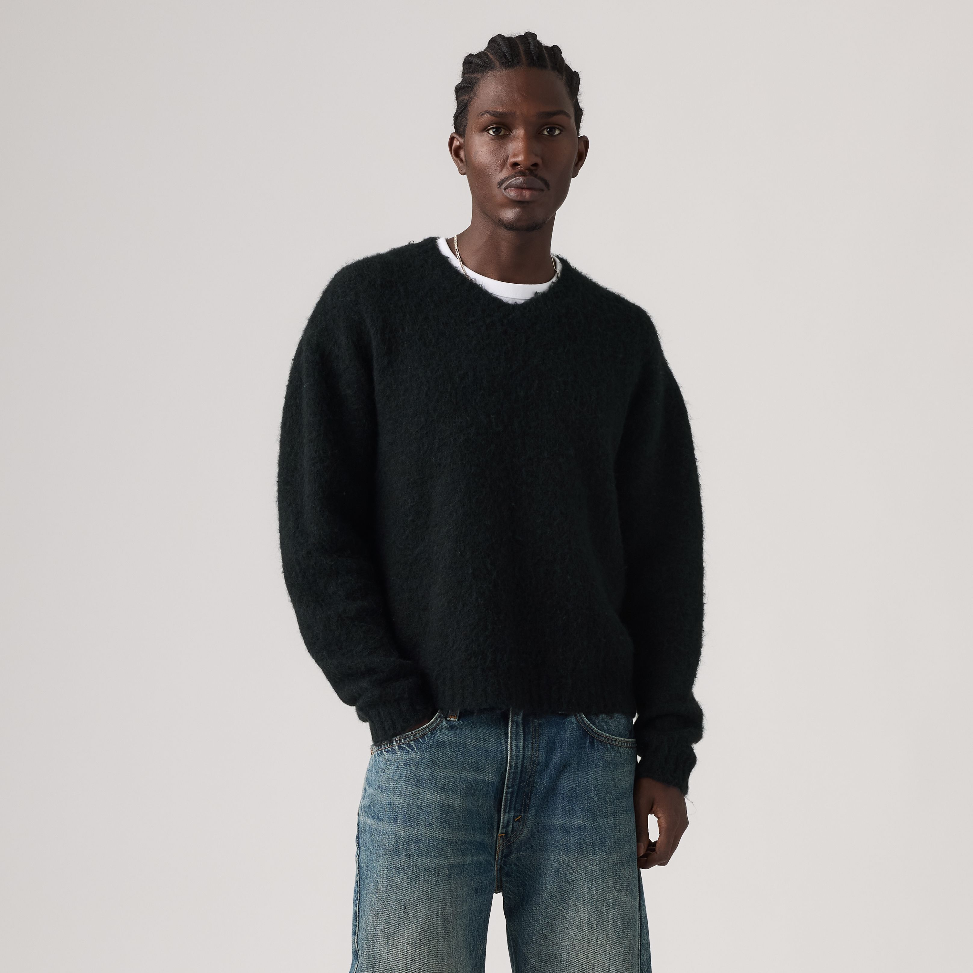 Miles V-Neck Sweater 3