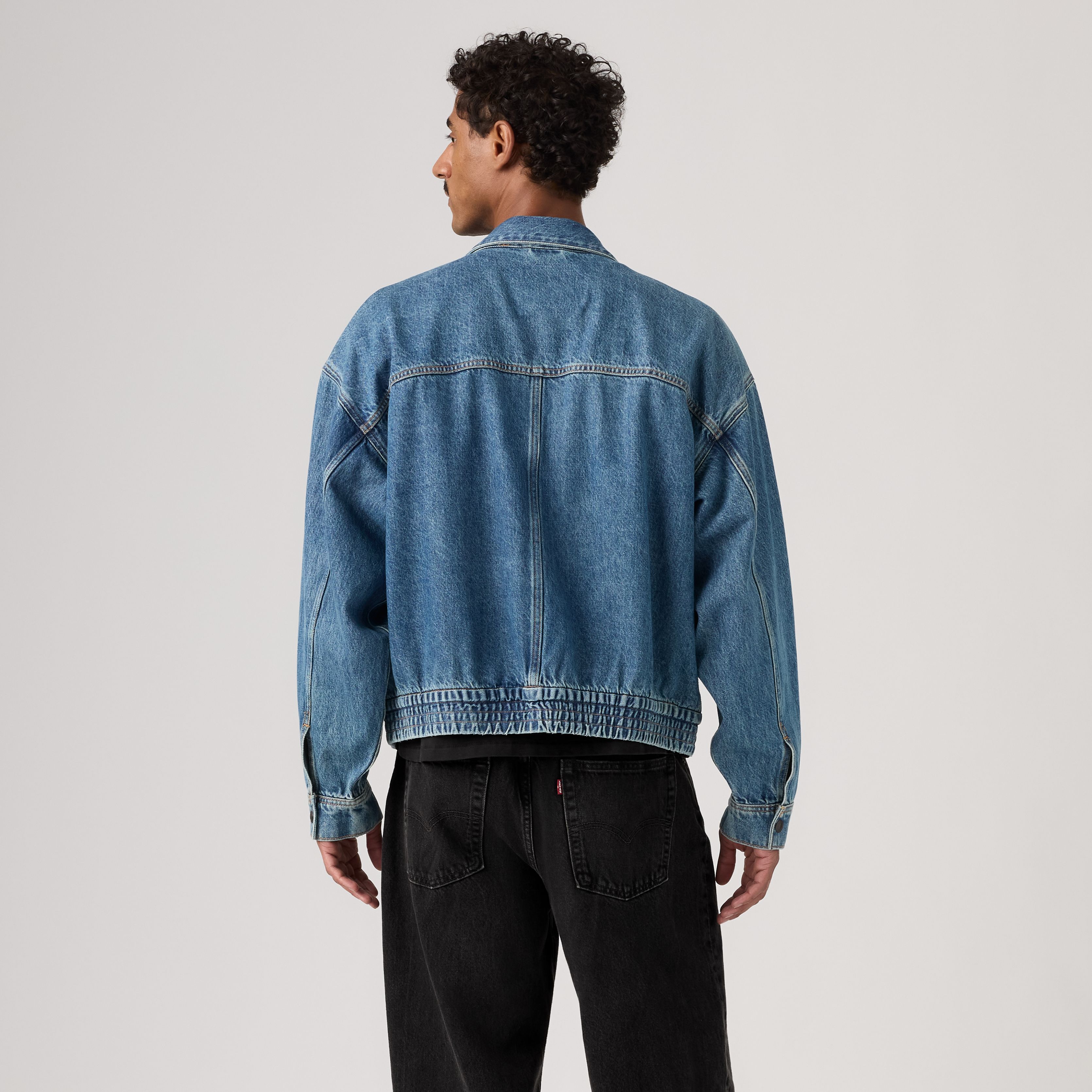 Wheeling Jacket 4