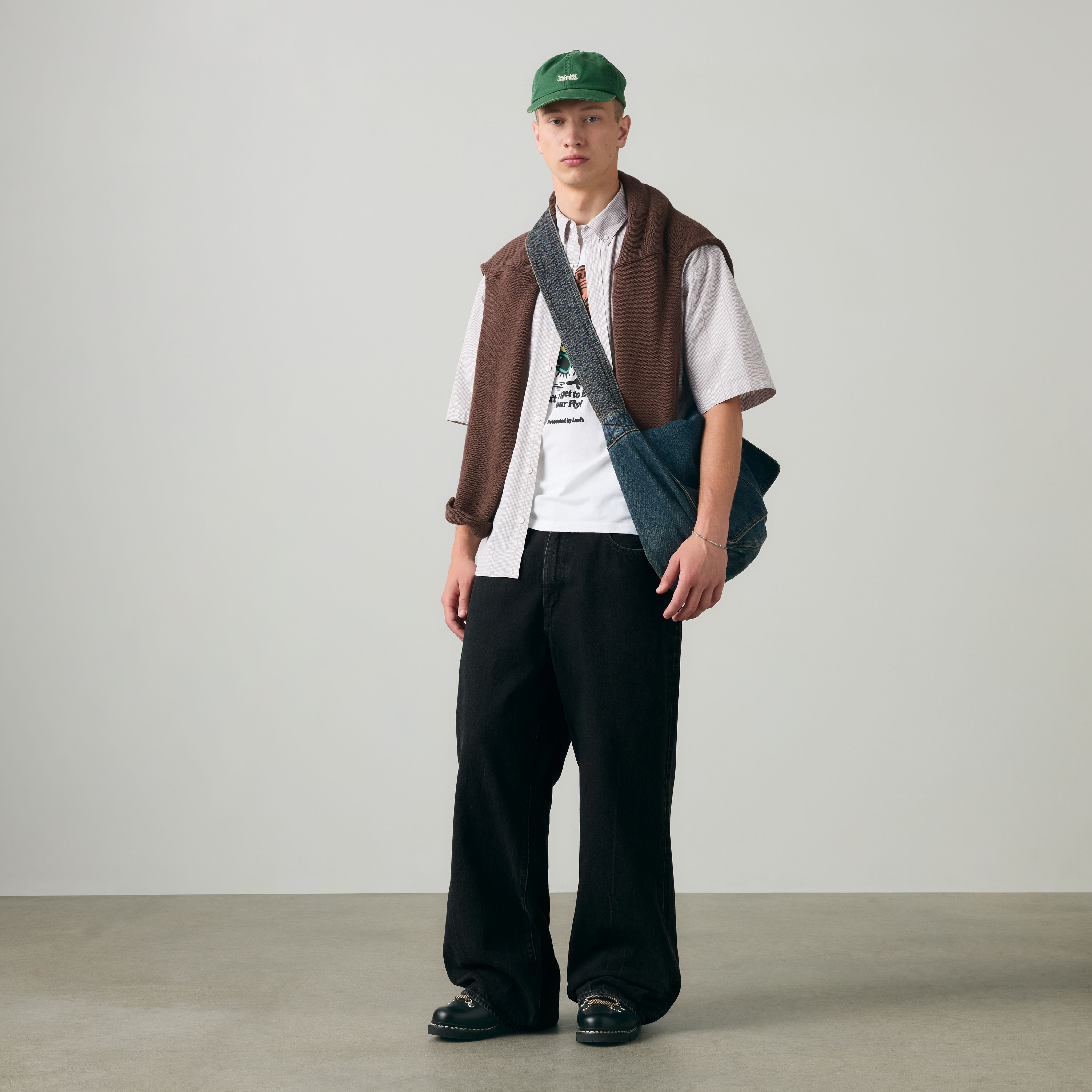 Short Sleeve Roam Loose Lightweight Shirt 1