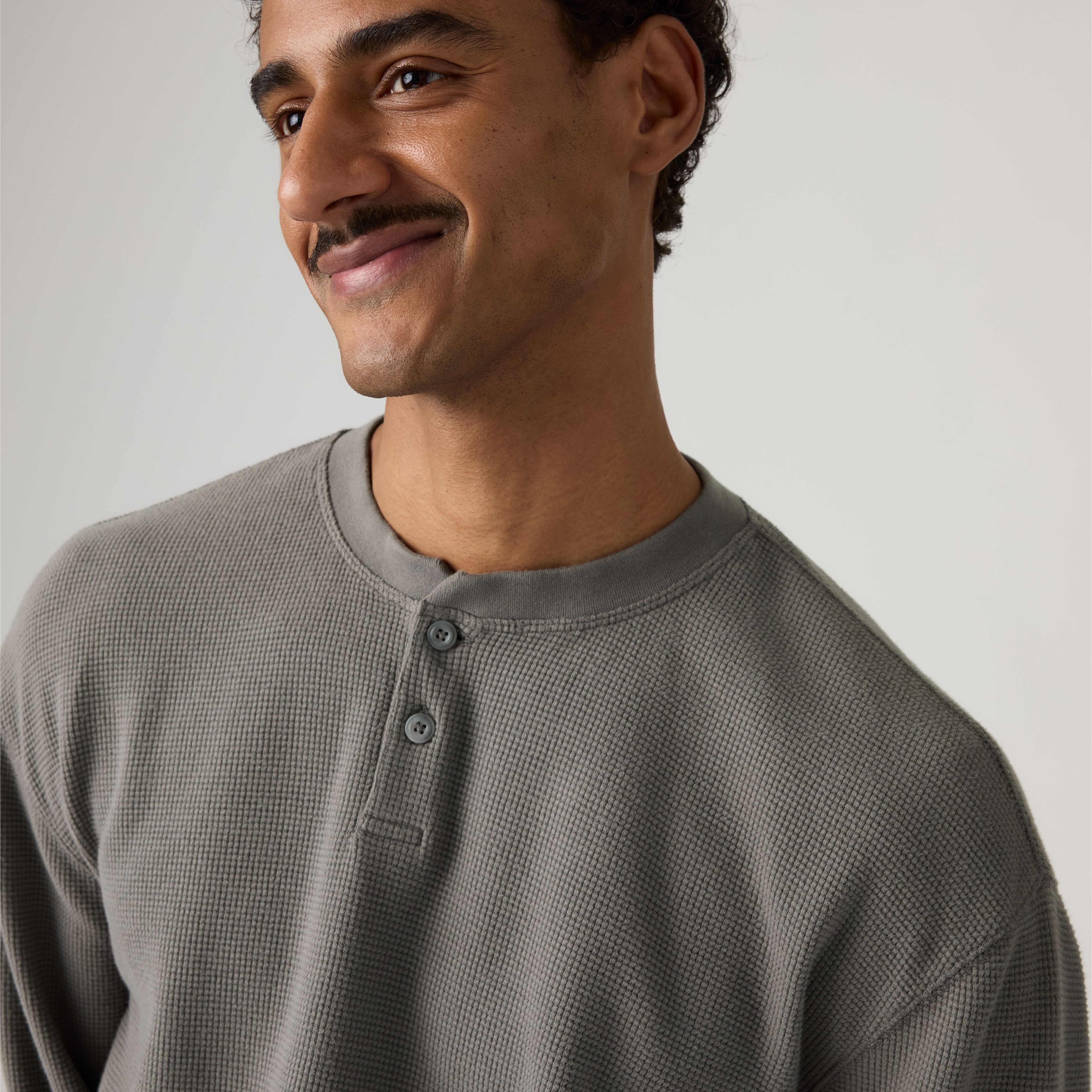 Relaxed Long-Sleeve Henley 2