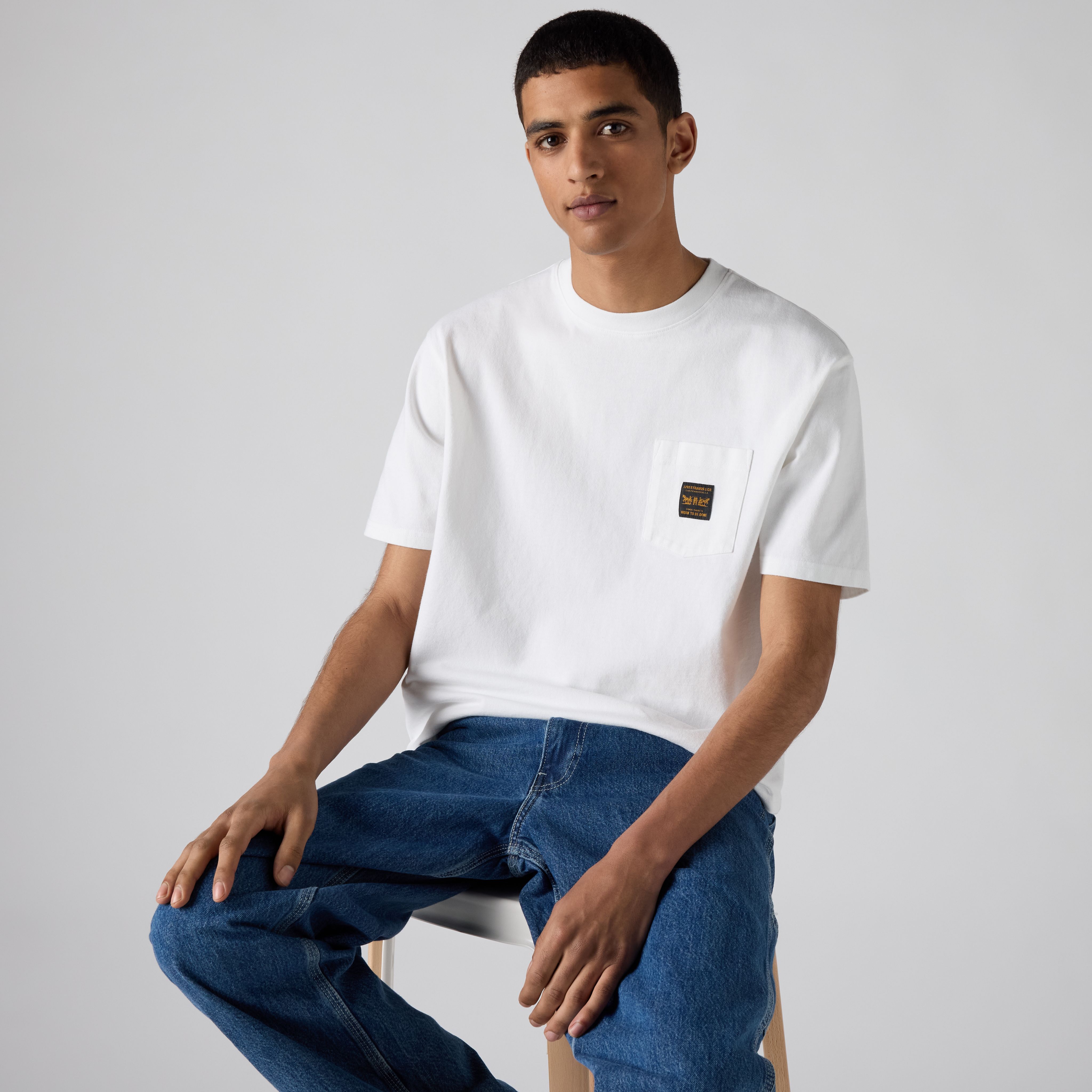T-shirt travailleur à poche manche courte Levi’sMD pour homme 13