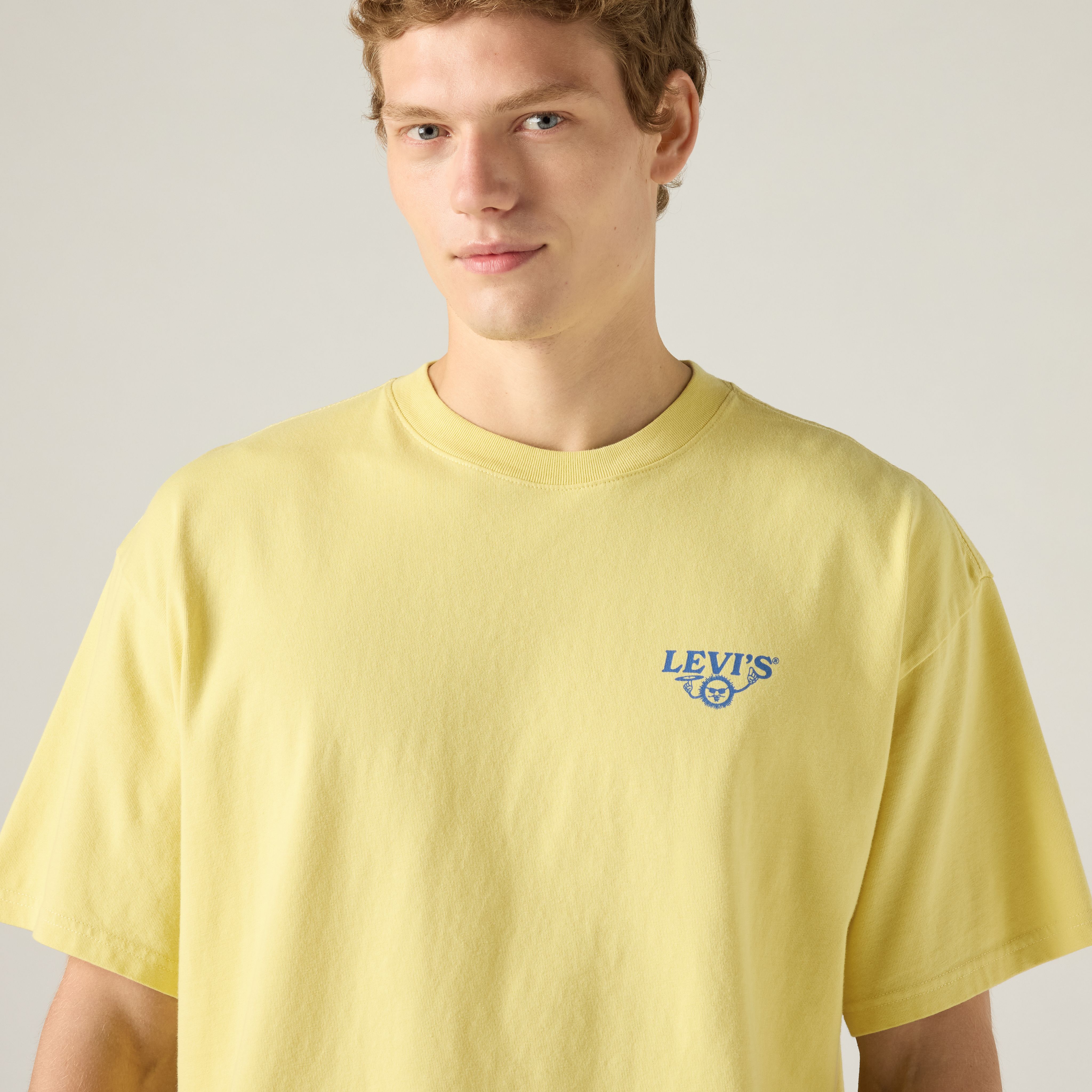 Kastiges T-Shirt mit Grafik 2