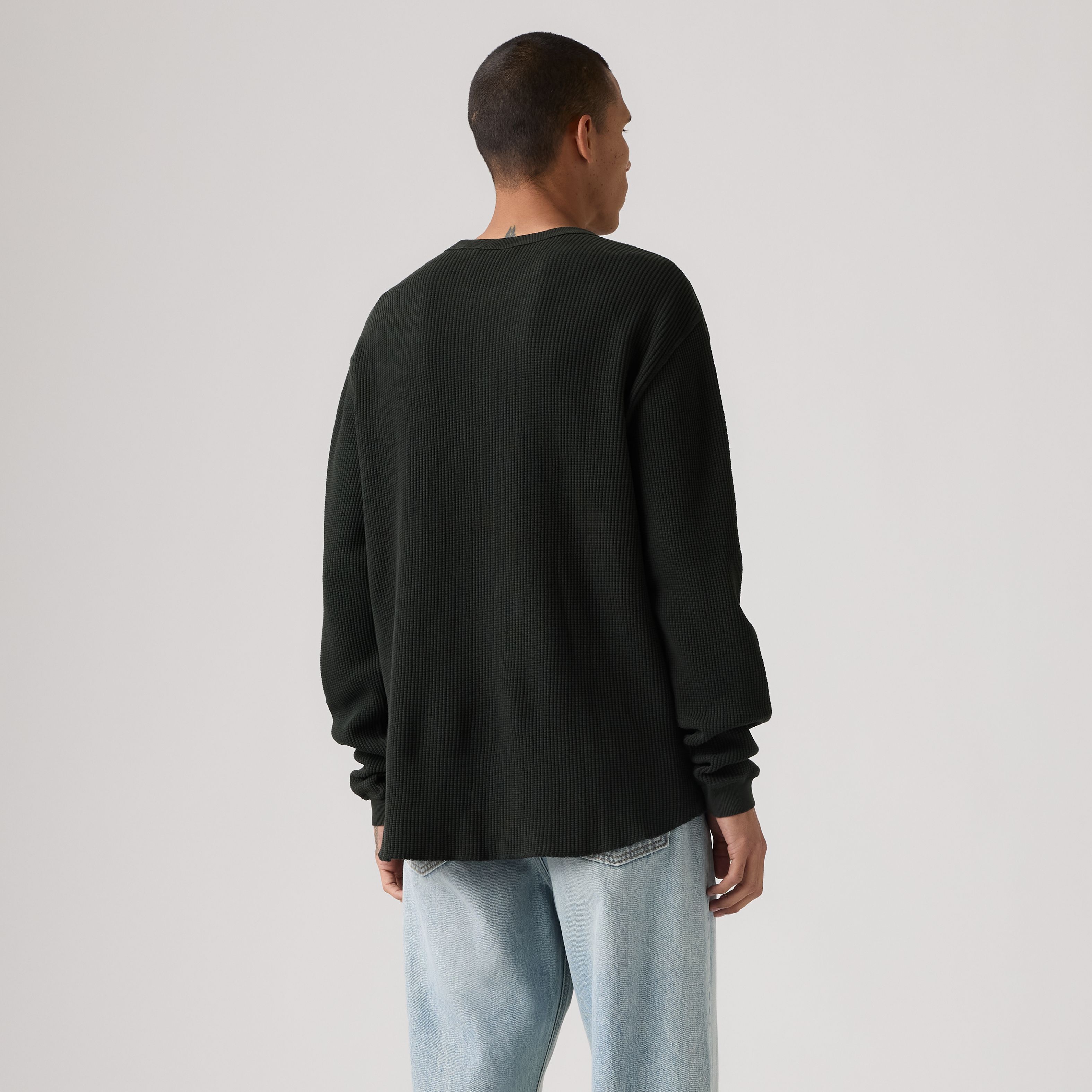 Red Tab Relaxed Long-Sleeve Thermal 4
