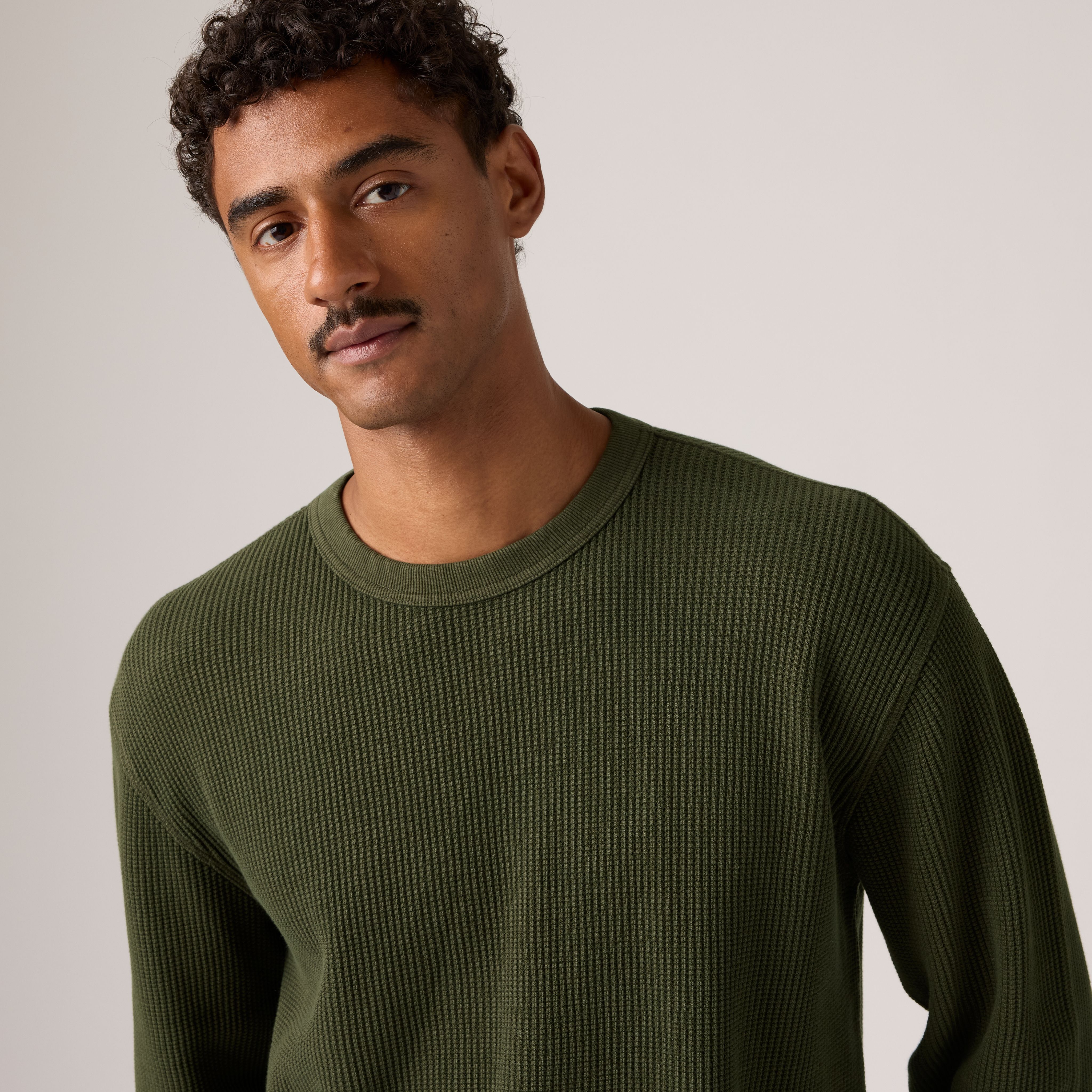 Red Tab Relaxed Garment Dye Long-Sleeve Thermal 2