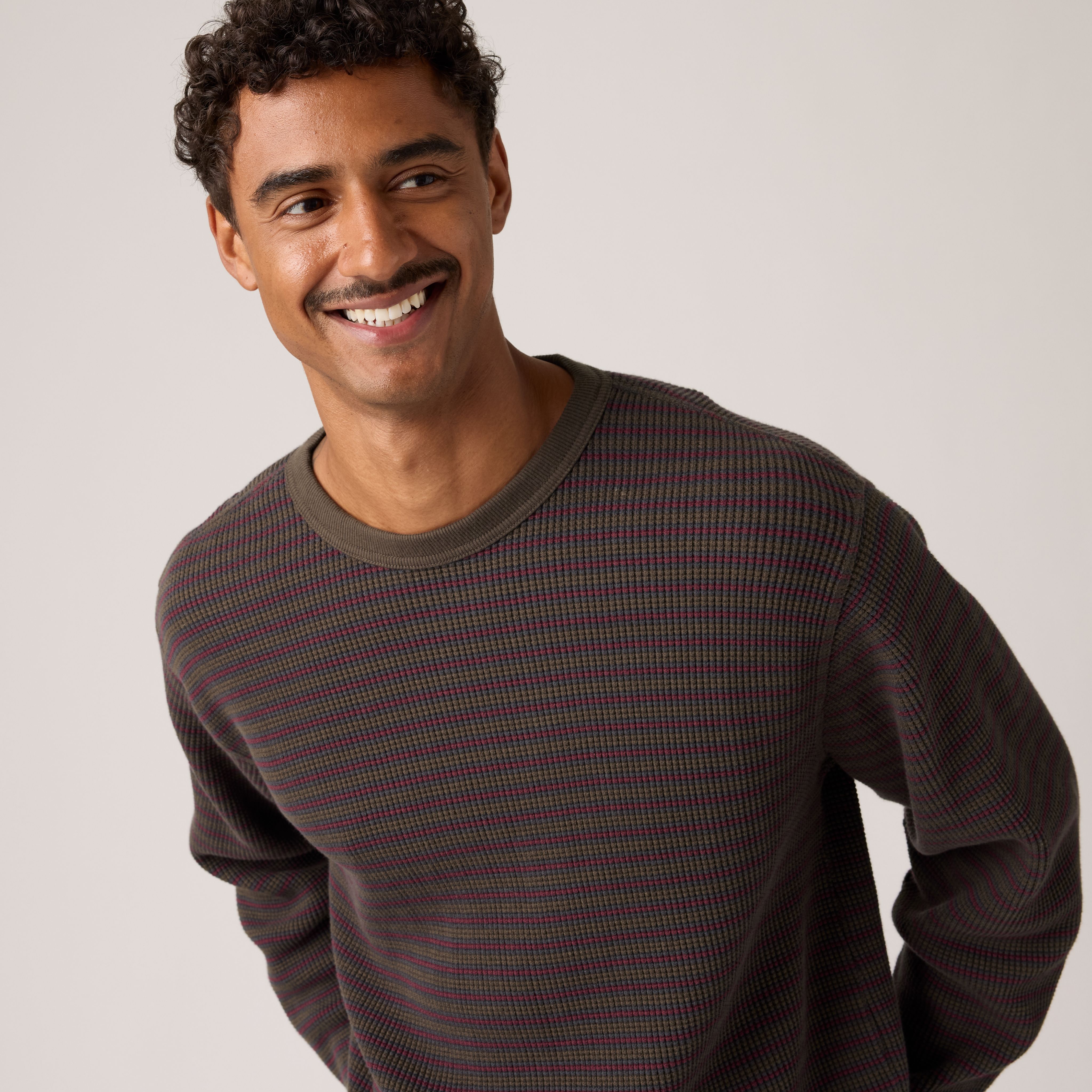 Red Tab Relaxed Long-Sleeve Thermal 2