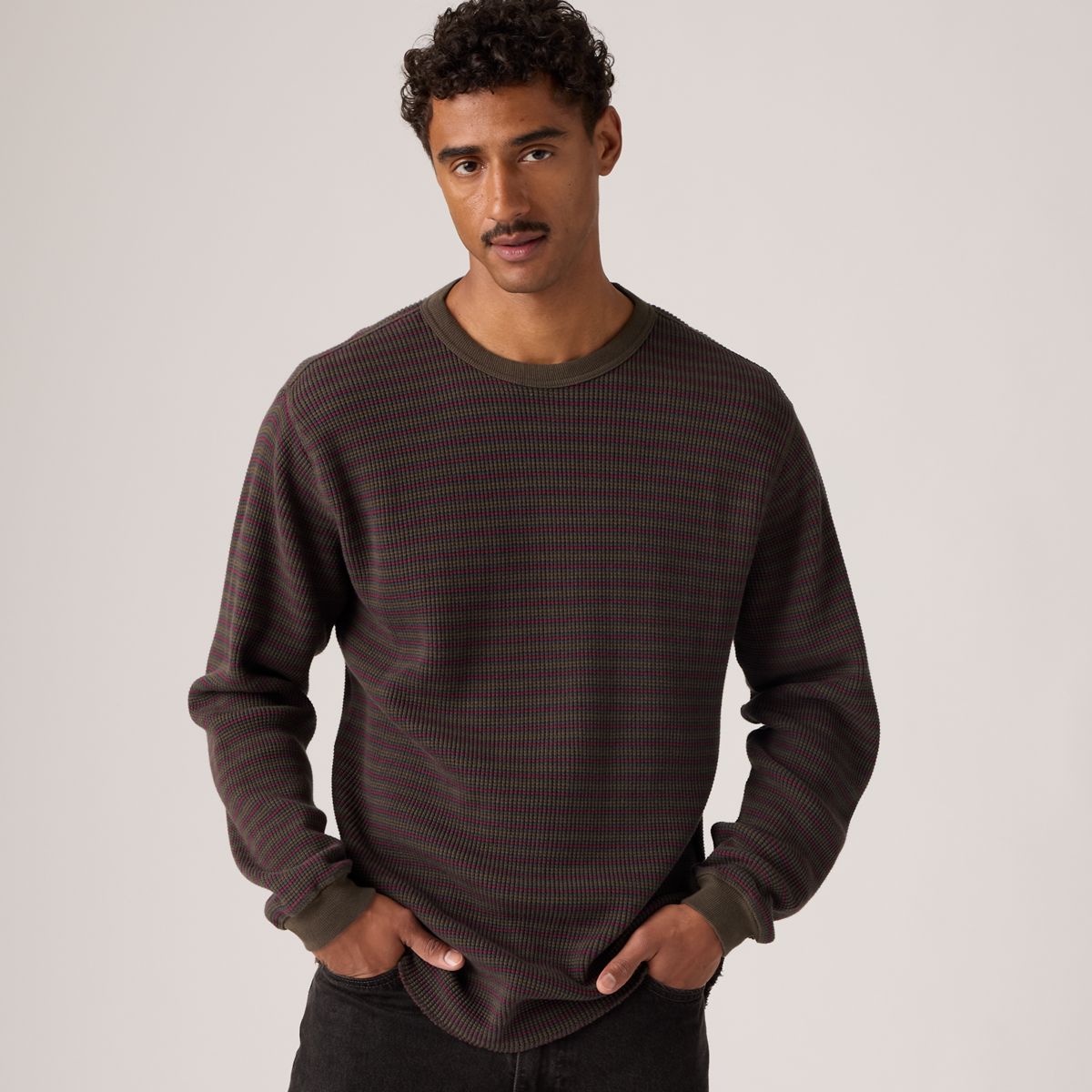 Red Tab Relaxed Long-Sleeve Thermal — Yannick Stripe Coffee - Brown