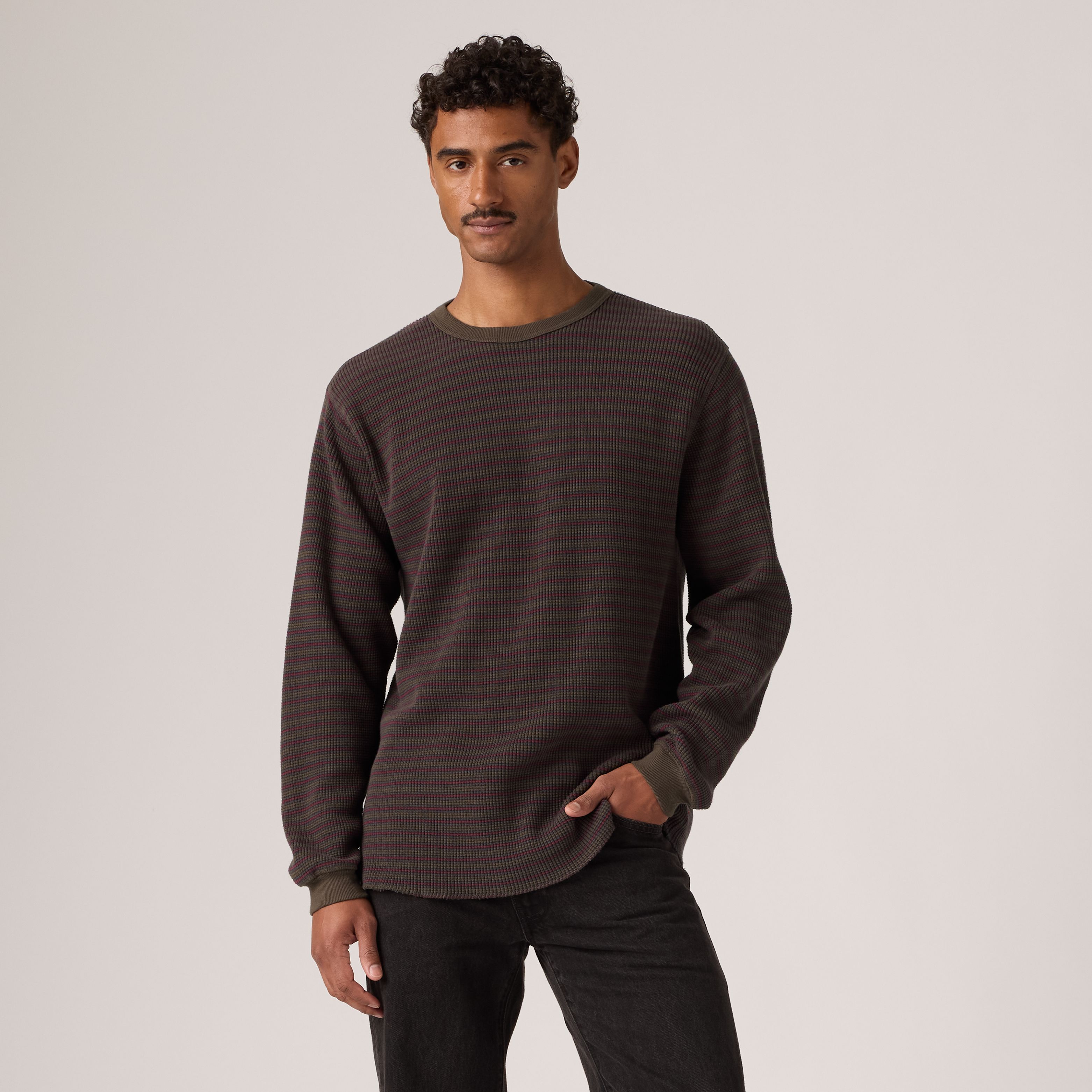 Red Tab Relaxed Long-Sleeve Thermal 3