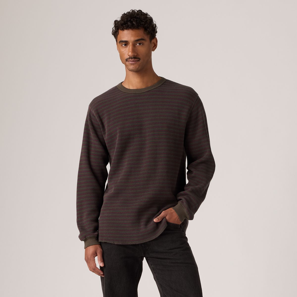 Red Tab Relaxed Long-Sleeve Thermal — Yannick Stripe Coffee - Brown