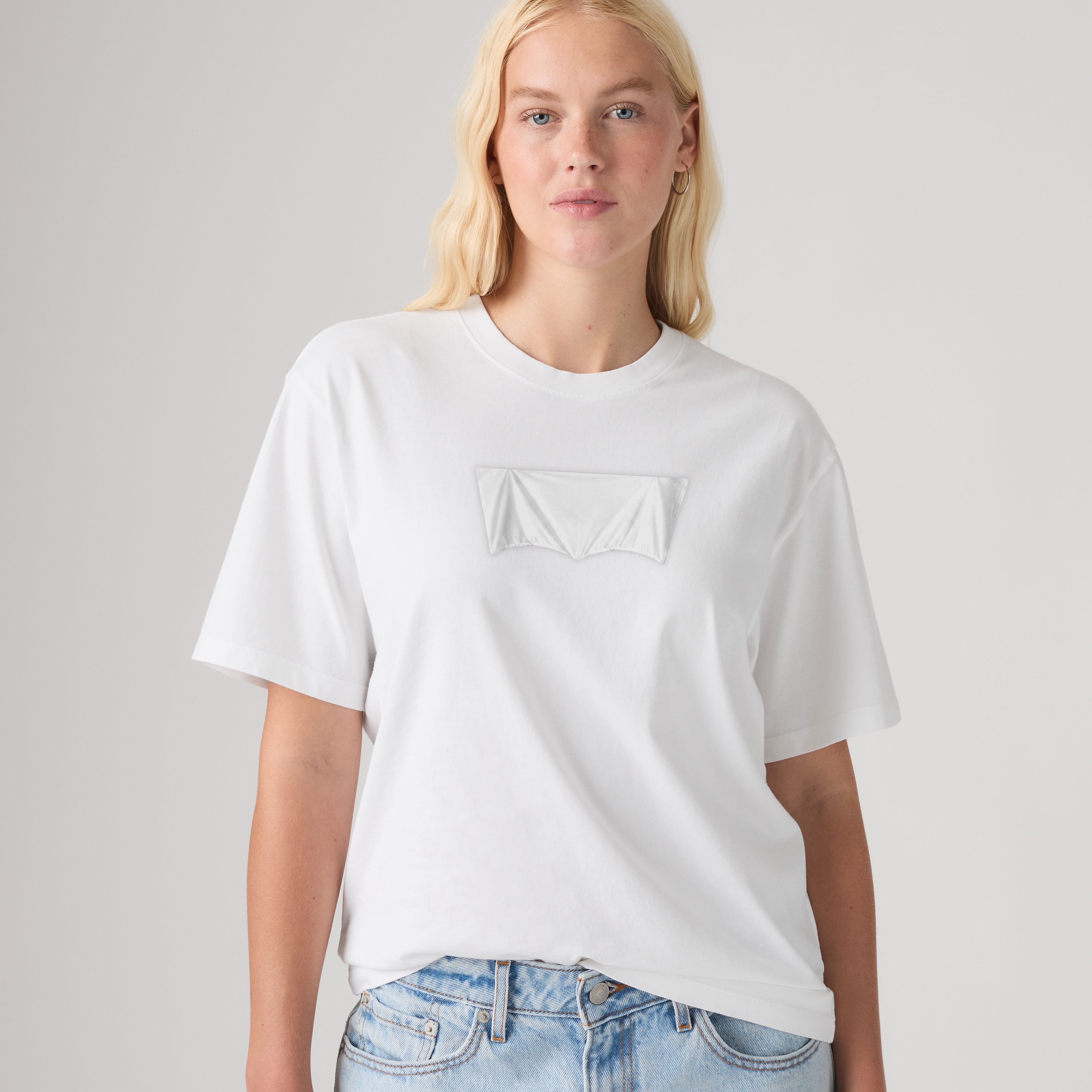 Levi's® Nobody’s Gonna Know Logo Tee 2