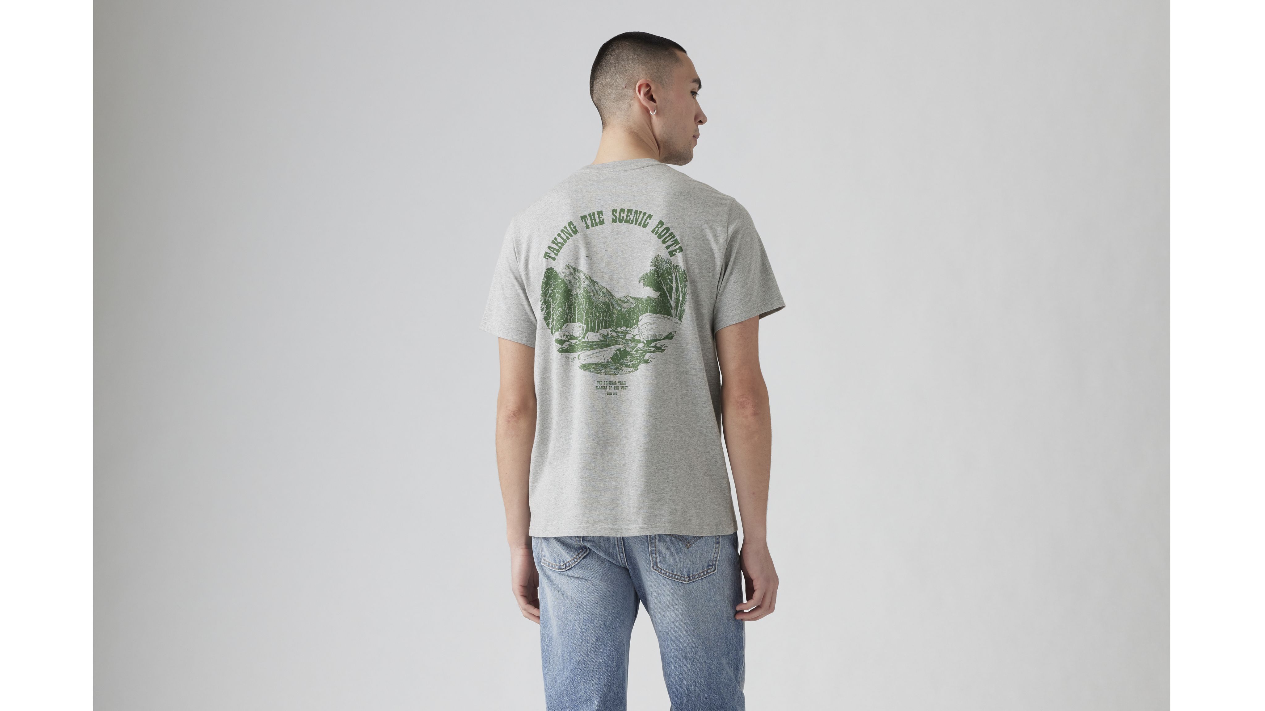 Relaxed Fit Short Sleeve Graphic T-Shirt 1