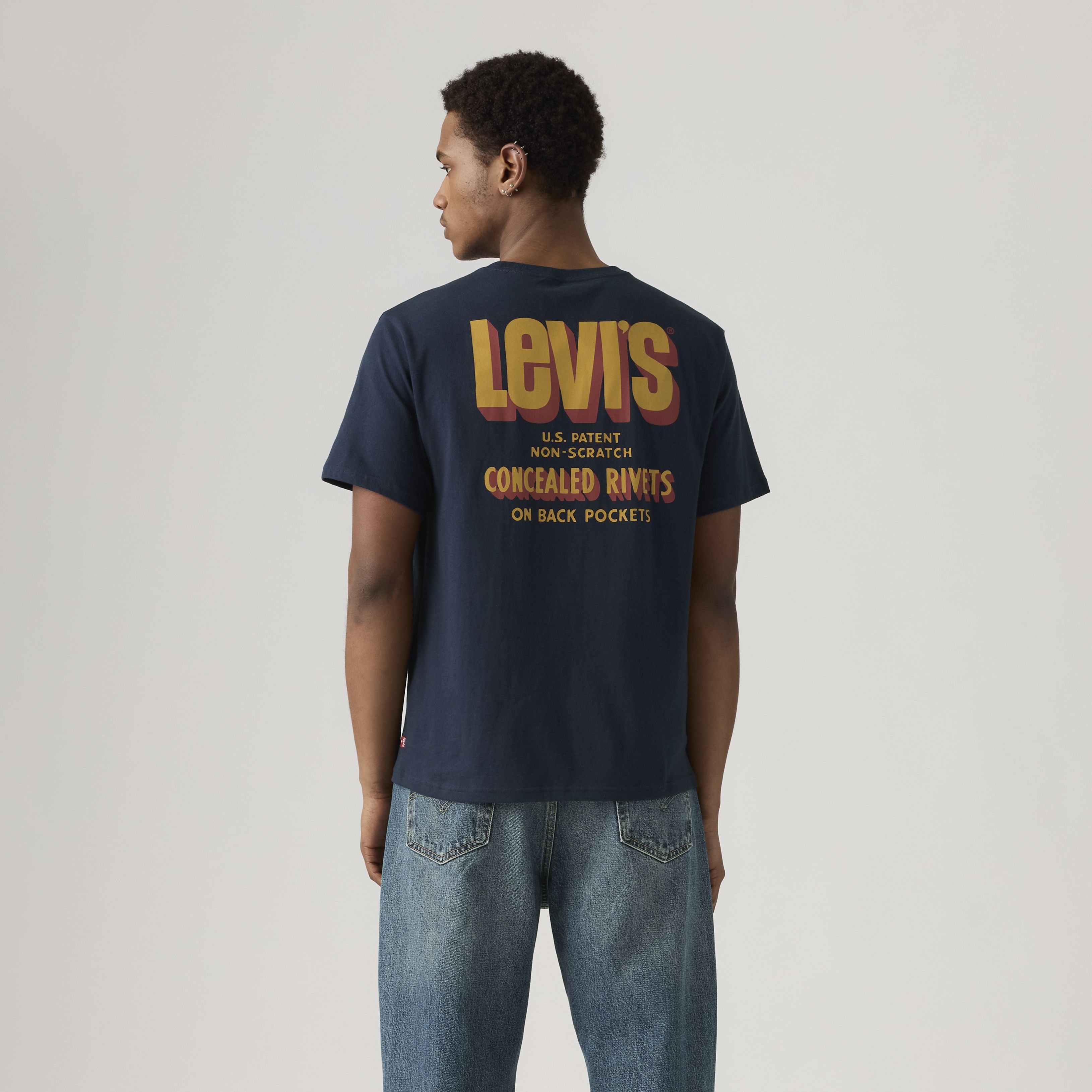 Relaxed Fit Short-Sleeve Graphic T-Shirt 3