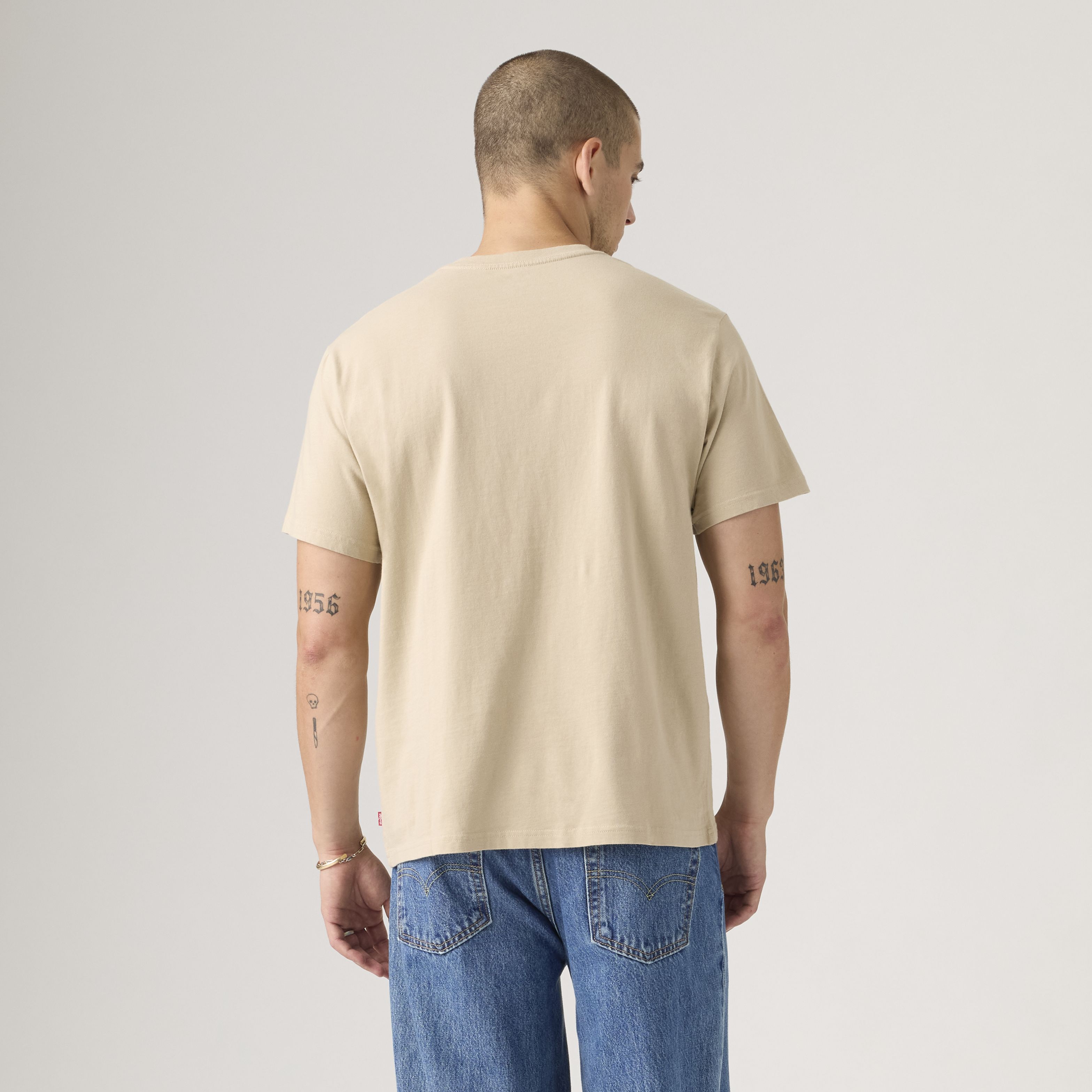 Relaxed Fit Short-Sleeve Graphic T-Shirt 4