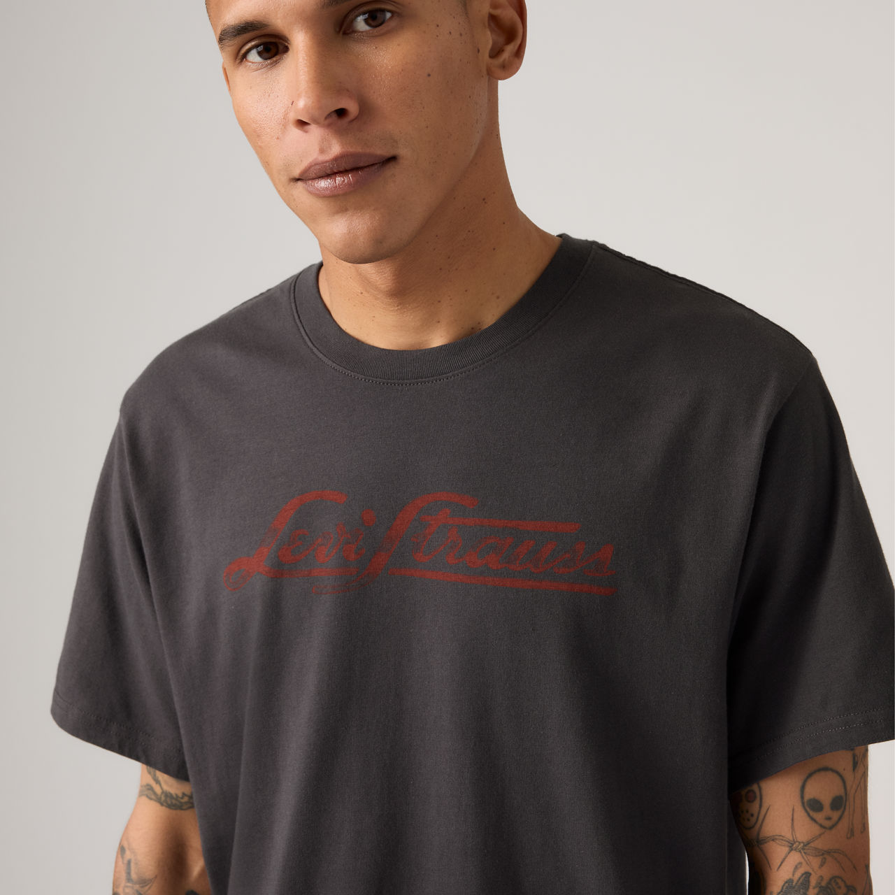 Relaxed Fit Short-Sleeve Graphic T-Shirt 4