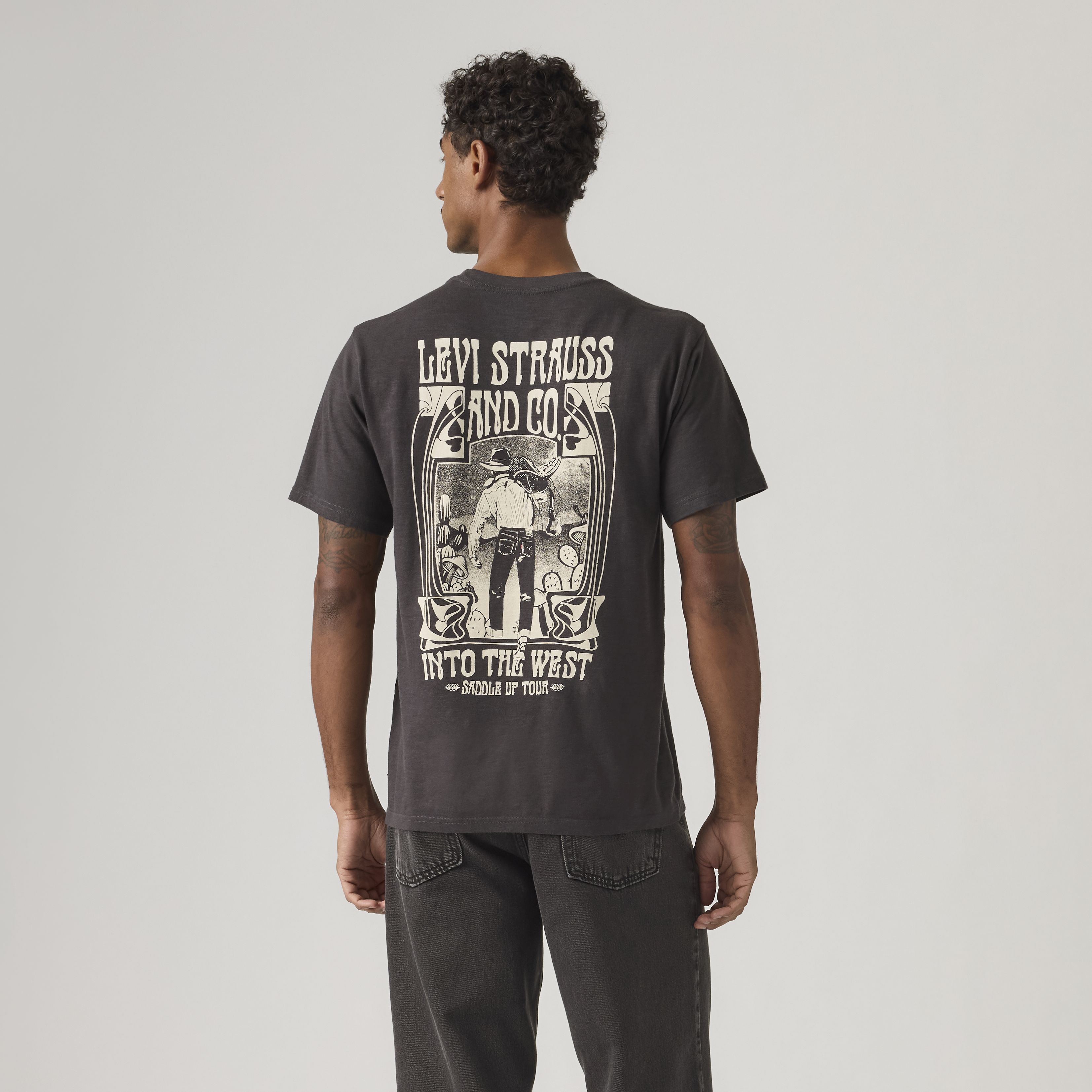Relaxed Fit Short-Sleeve Graphic T-Shirt 4