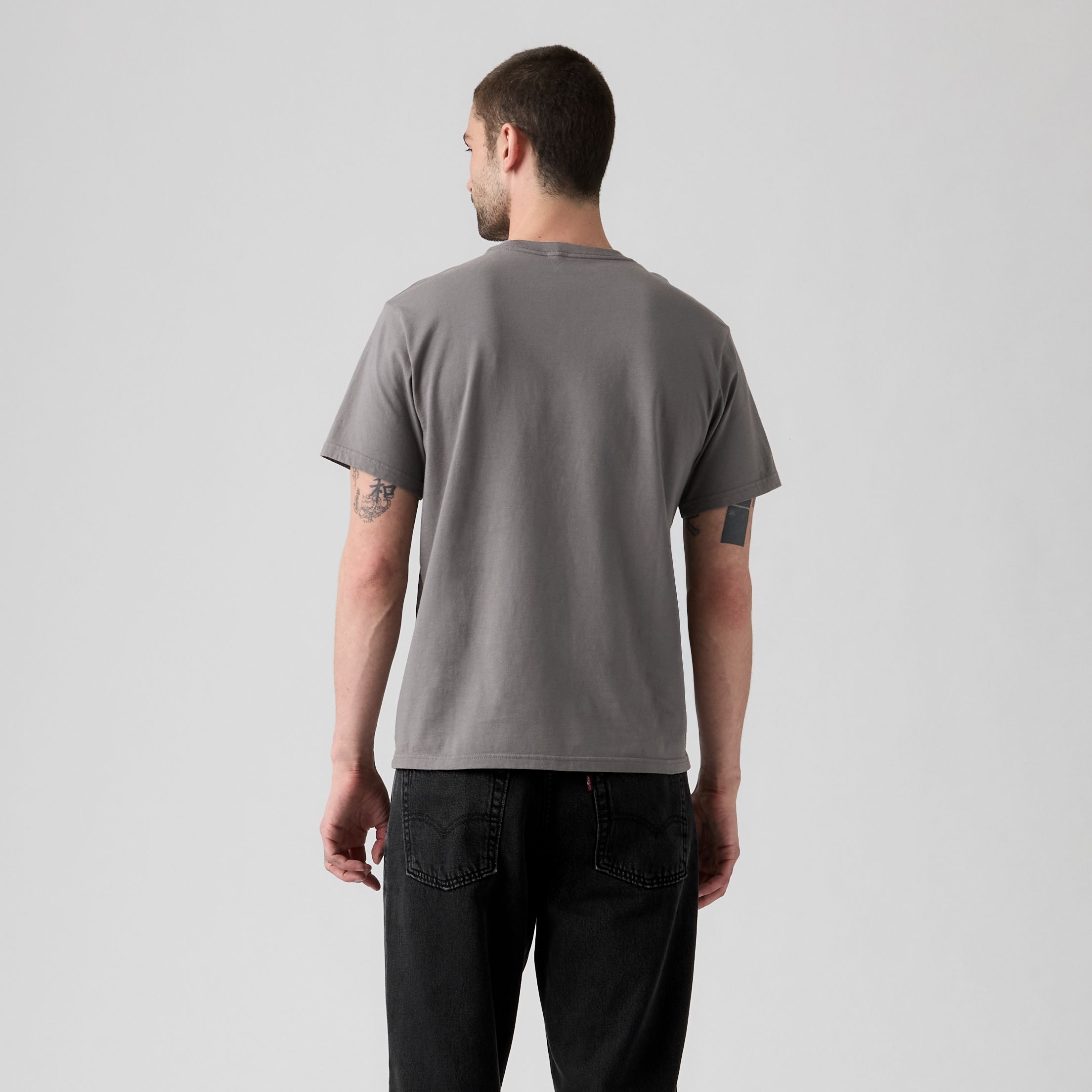 Relaxed Graphic Short-Sleeve T-Shirt 4