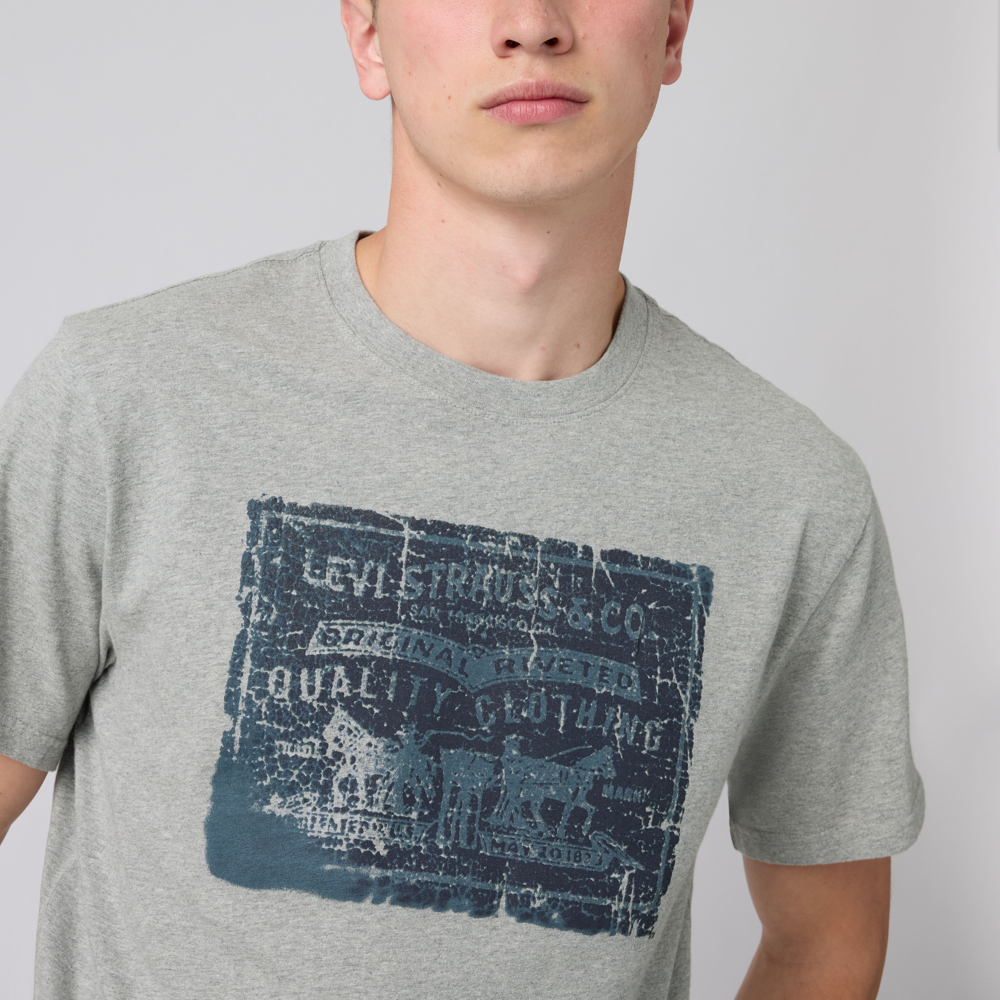 Relaxed Graphic Short-Sleeve T-Shirt 2