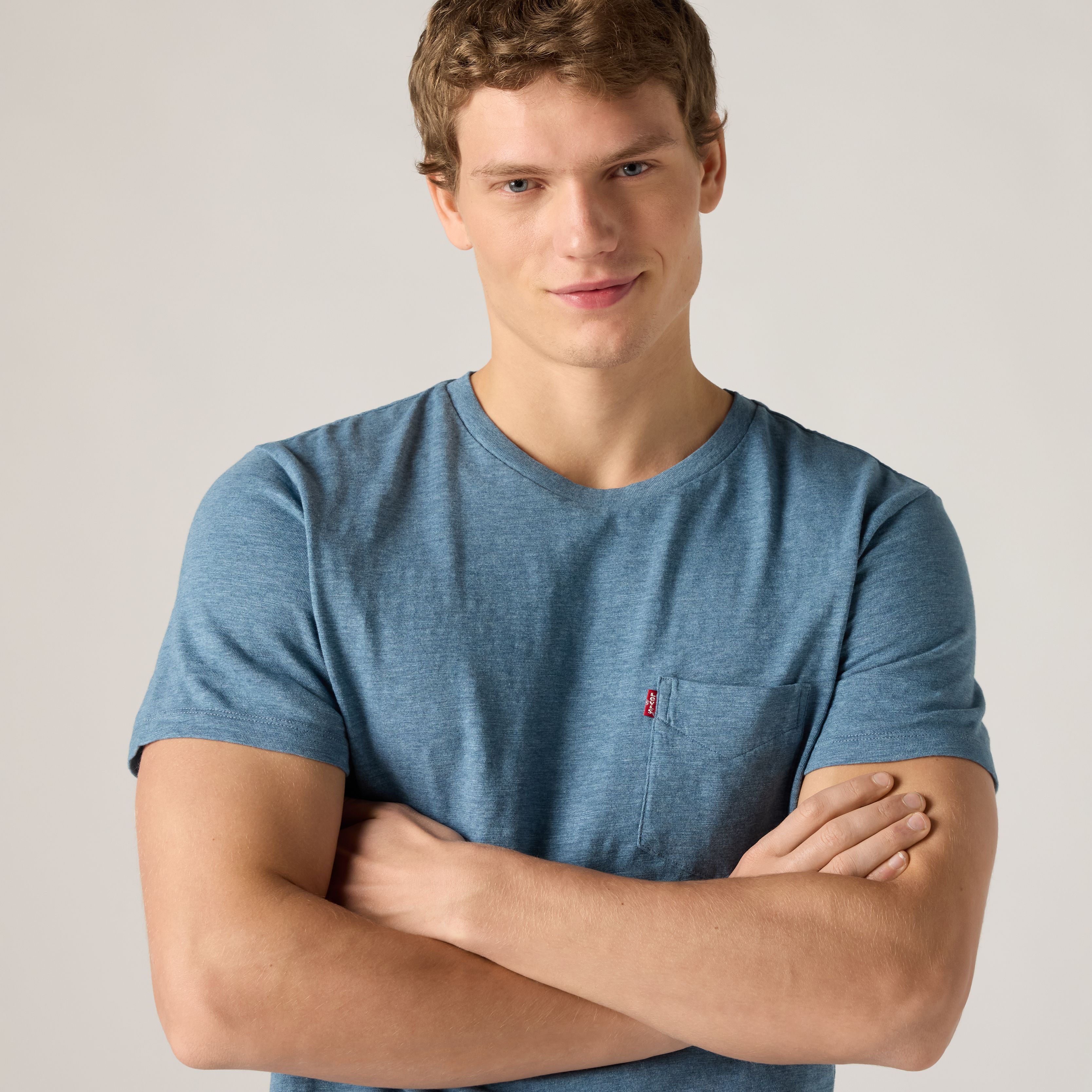 T-shirt à poche classique 3