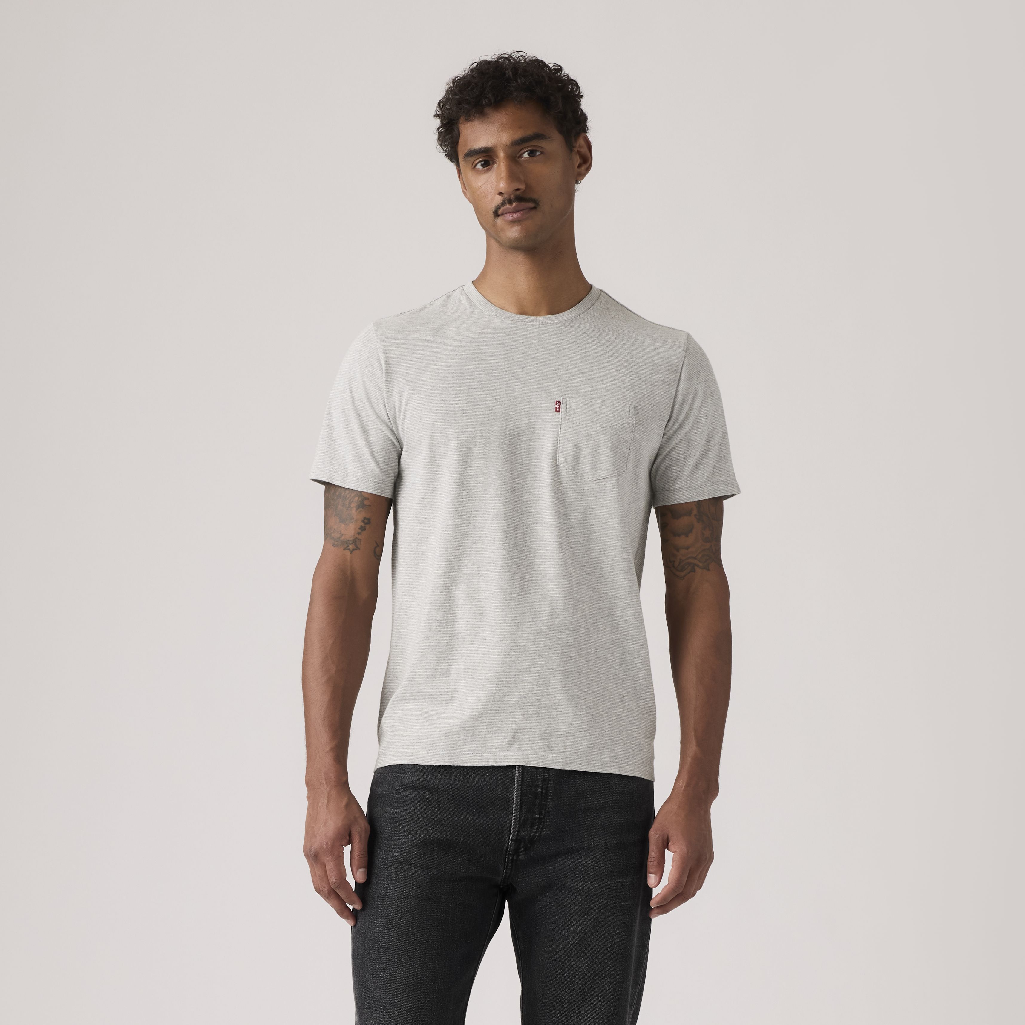 T-shirt classica con taschino 5