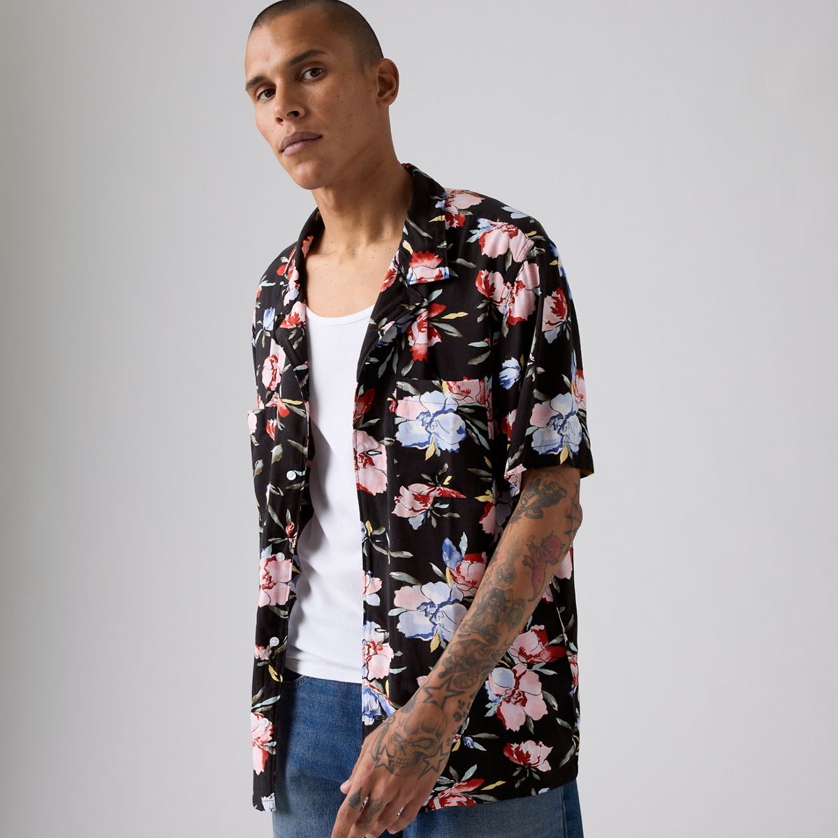 Short Sleeve Classic Camper Lightweight Shirt — Black Brushstroke Floral - Multi Colour