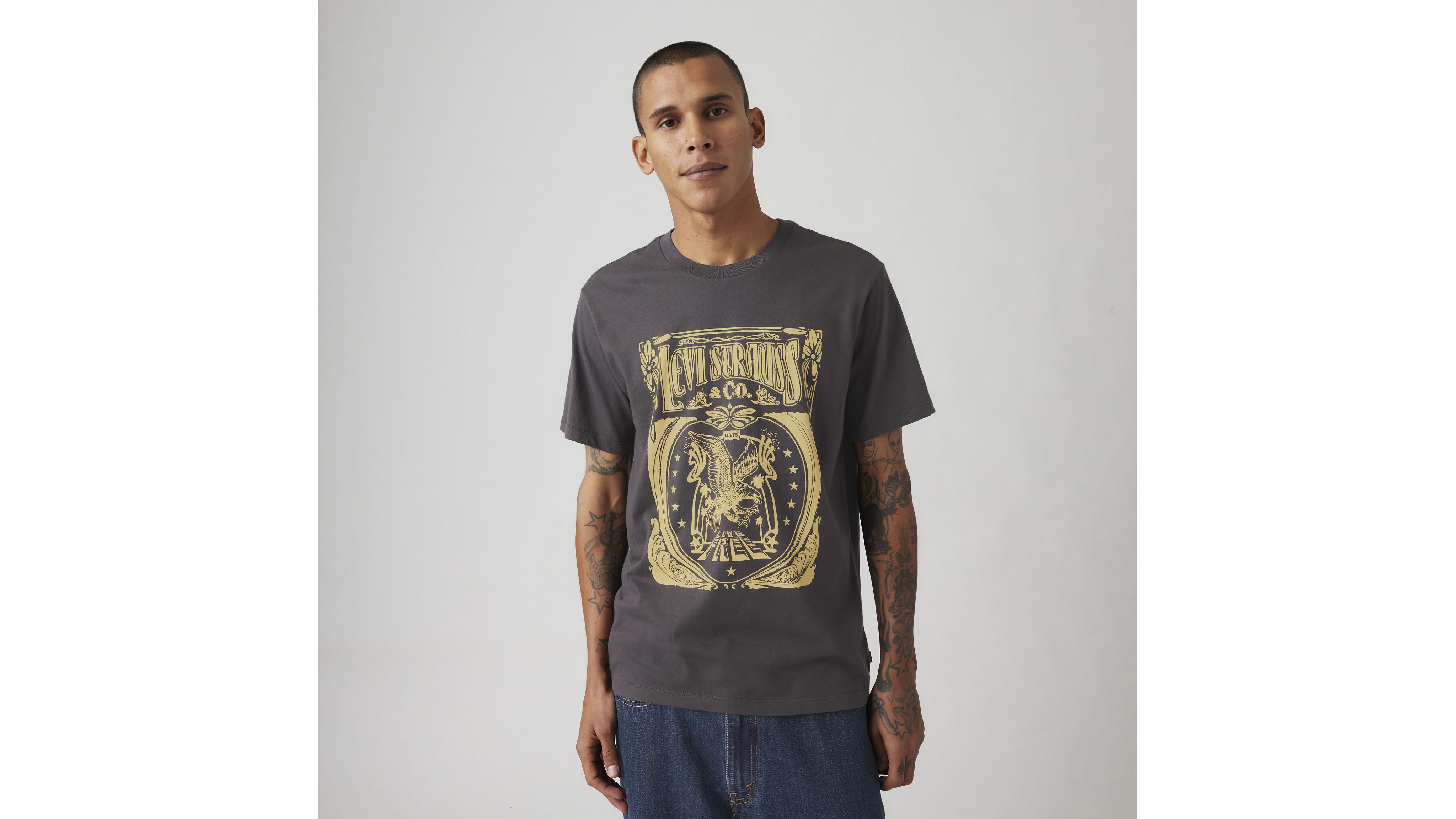 T-shirt graphique classique 1