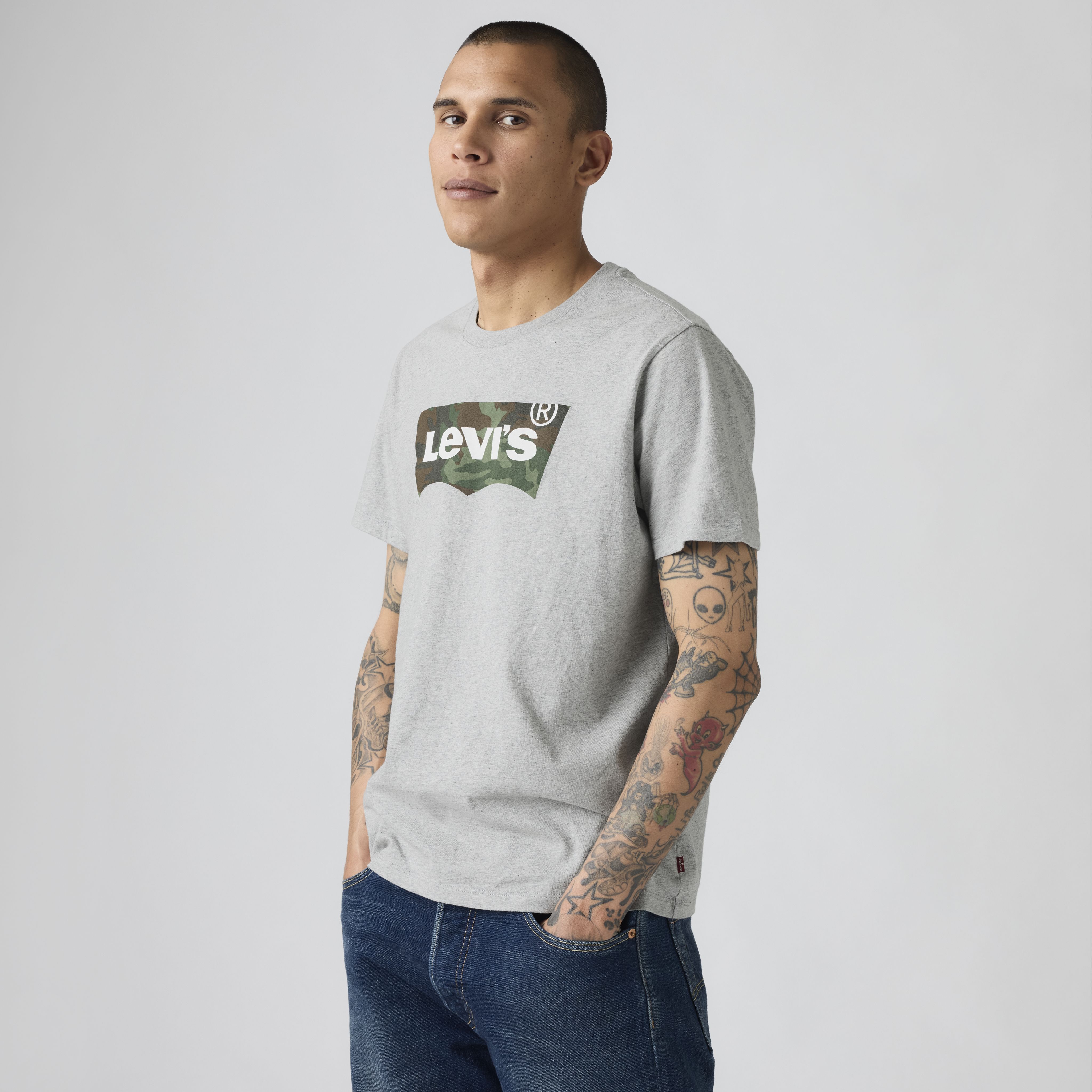 T-shirt graphique classique 1