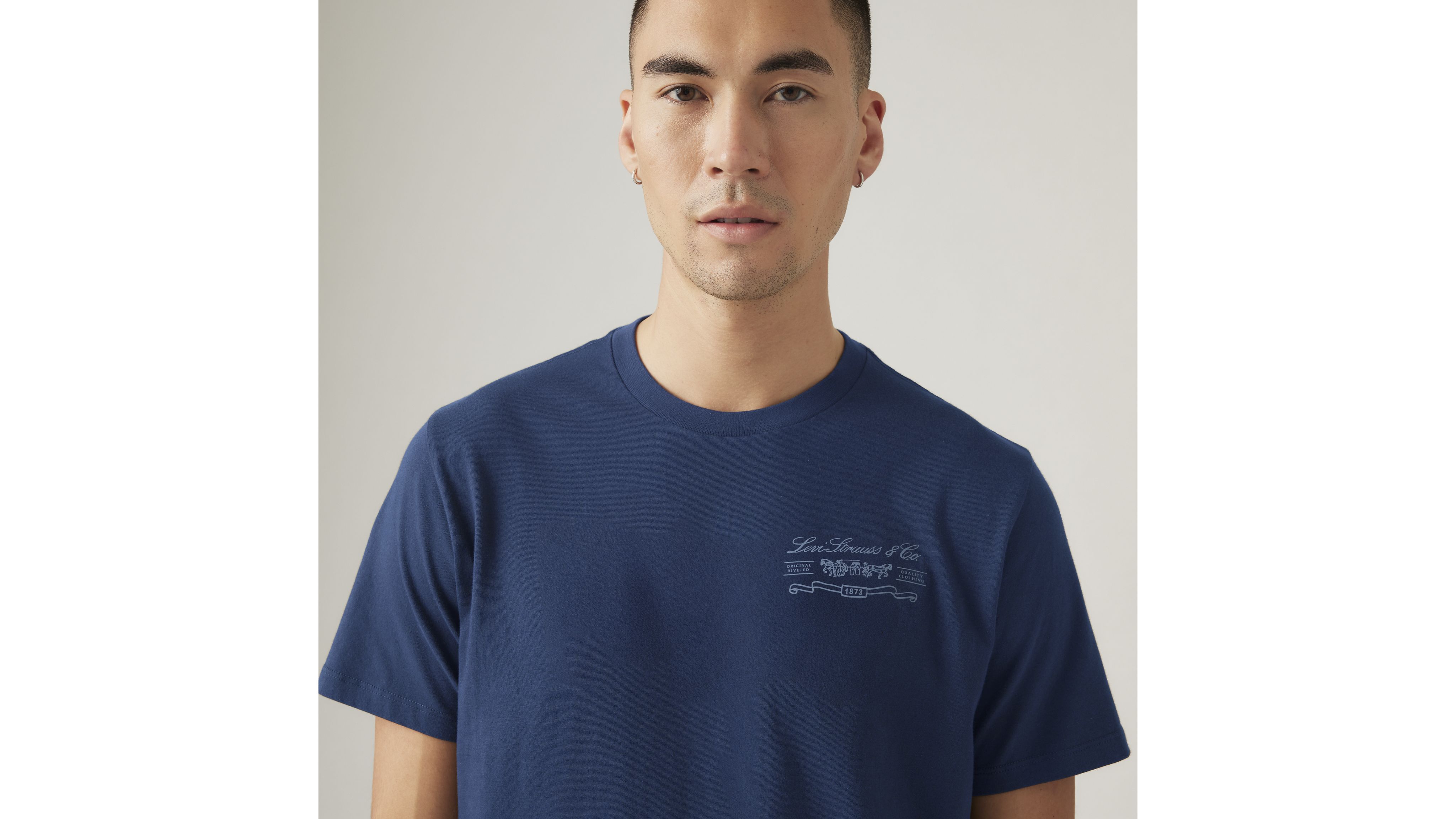 Graphic Crewneck T-Shirt 4