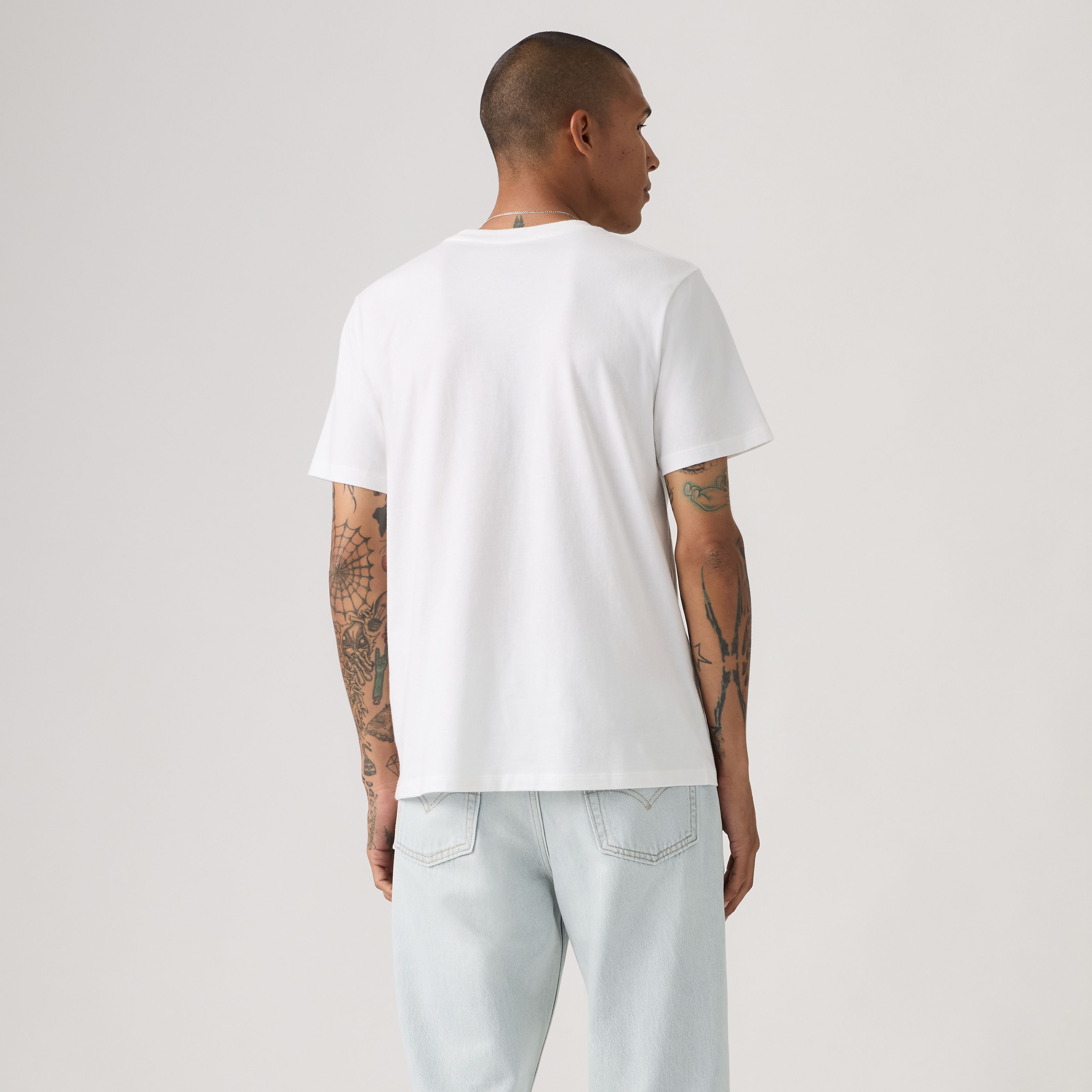 Standard Fit Classic Graphic T-Shirt 4