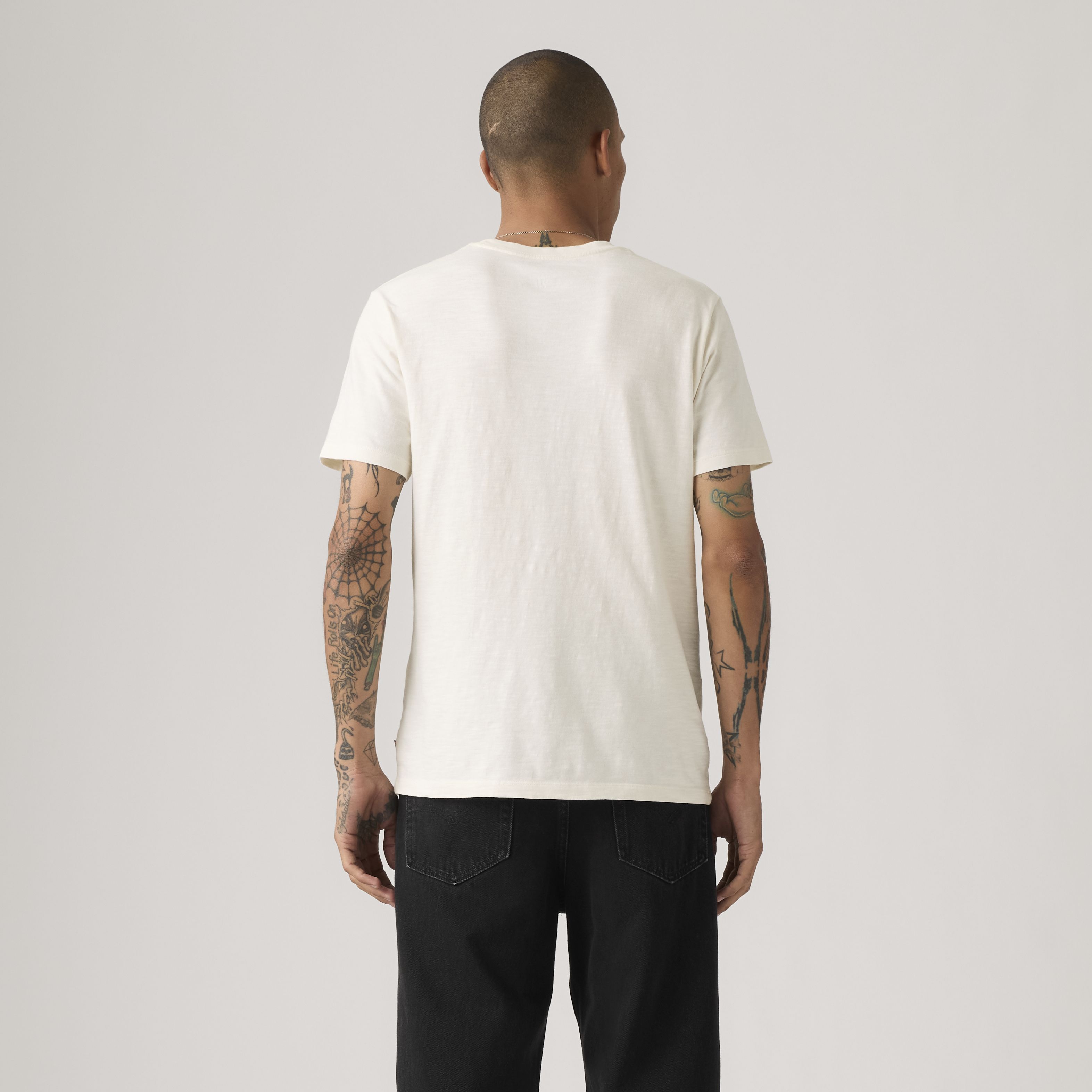 Standard Fit Classic Graphic T-Shirt 4