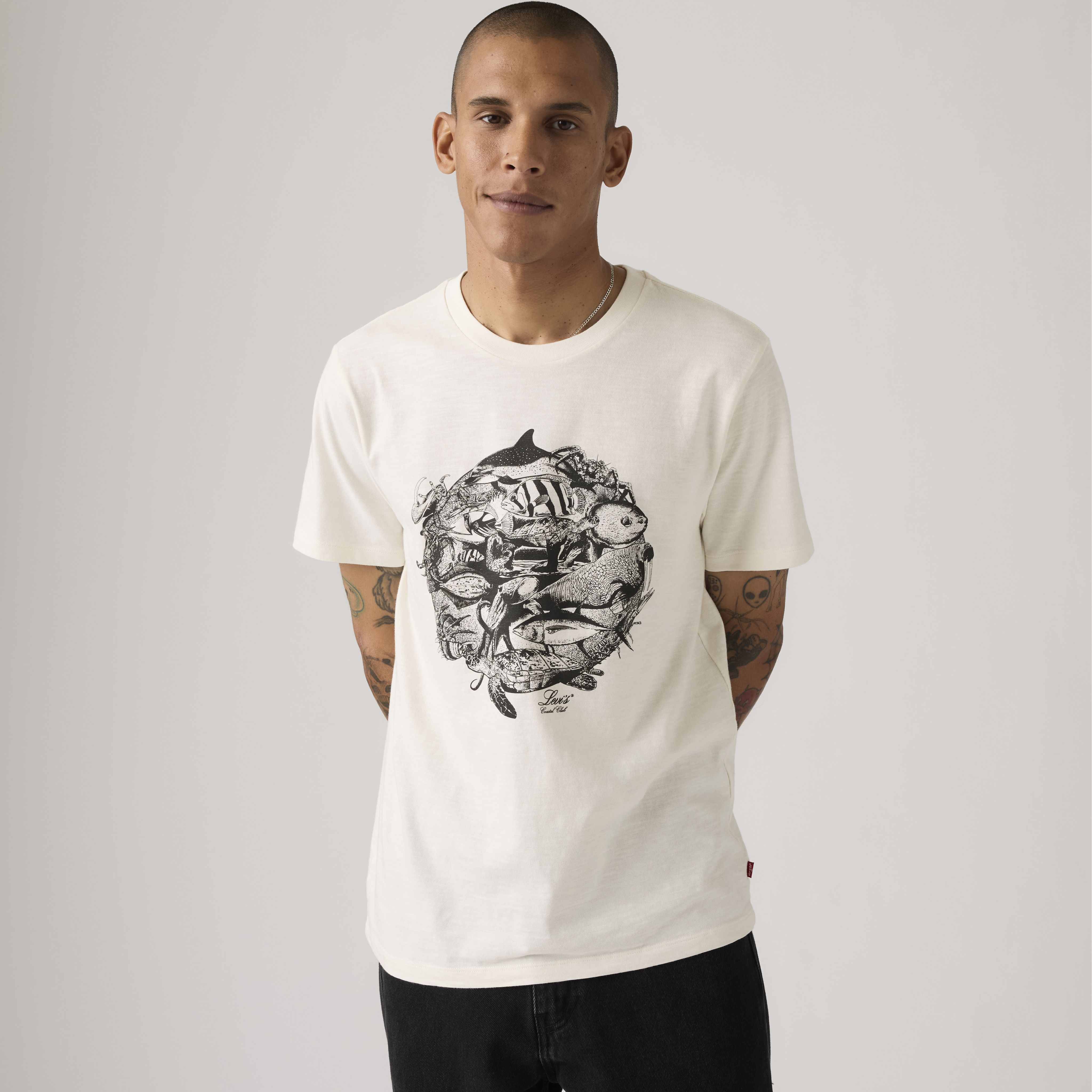 Standard Fit Classic Graphic T-Shirt 15