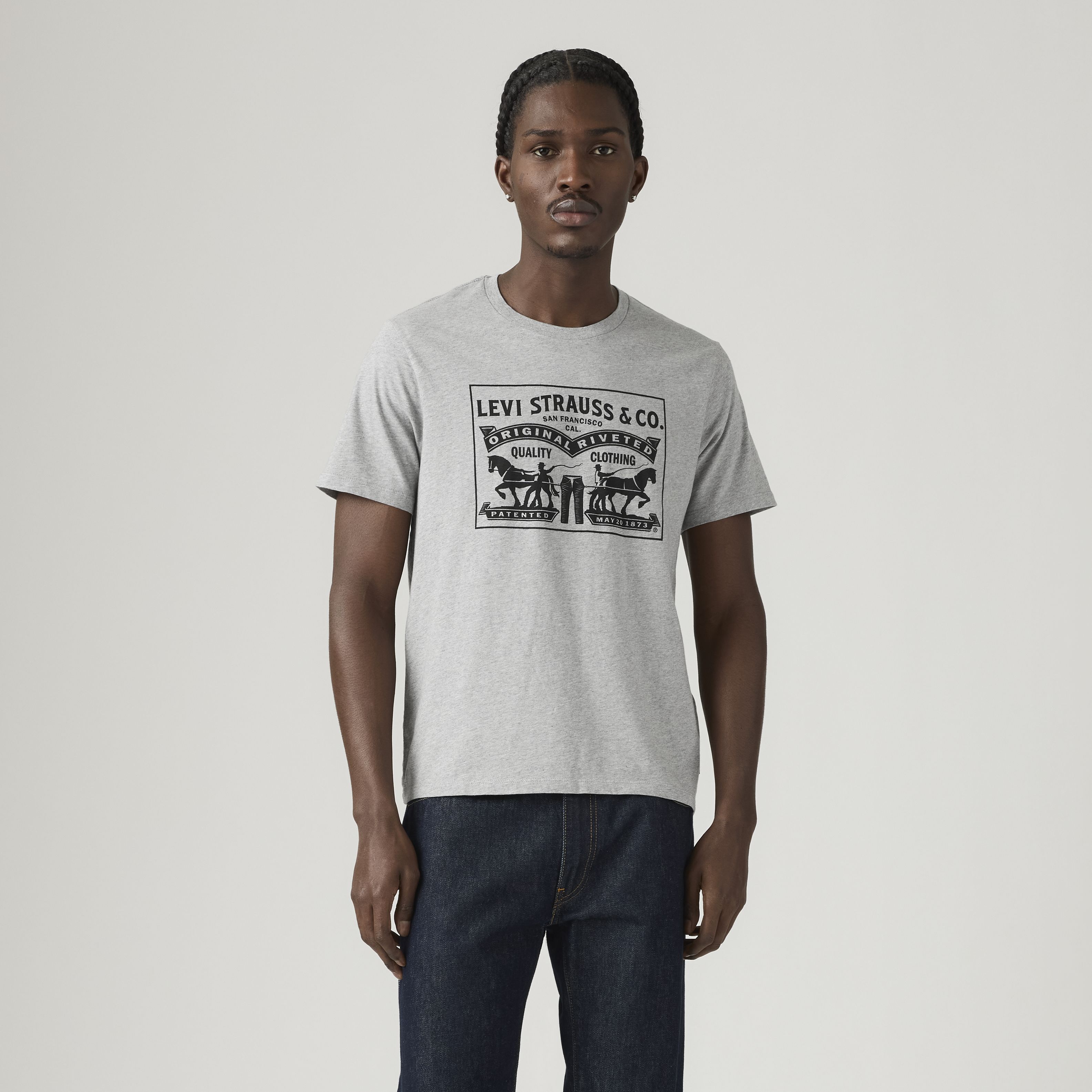 Two Horse Graphic Tee Shirt 8