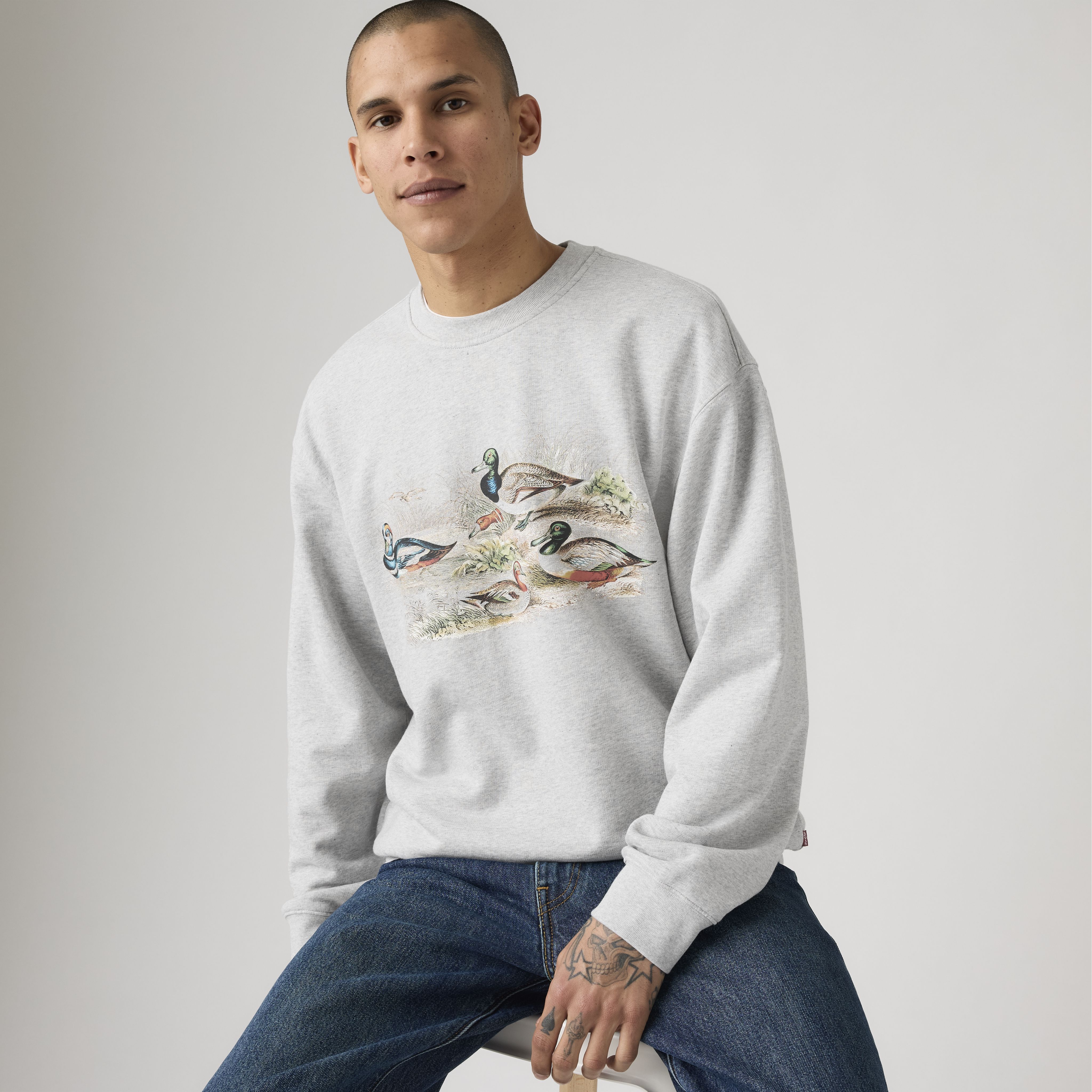Relaxed Graphic Crewneck Sweatshirt 1
