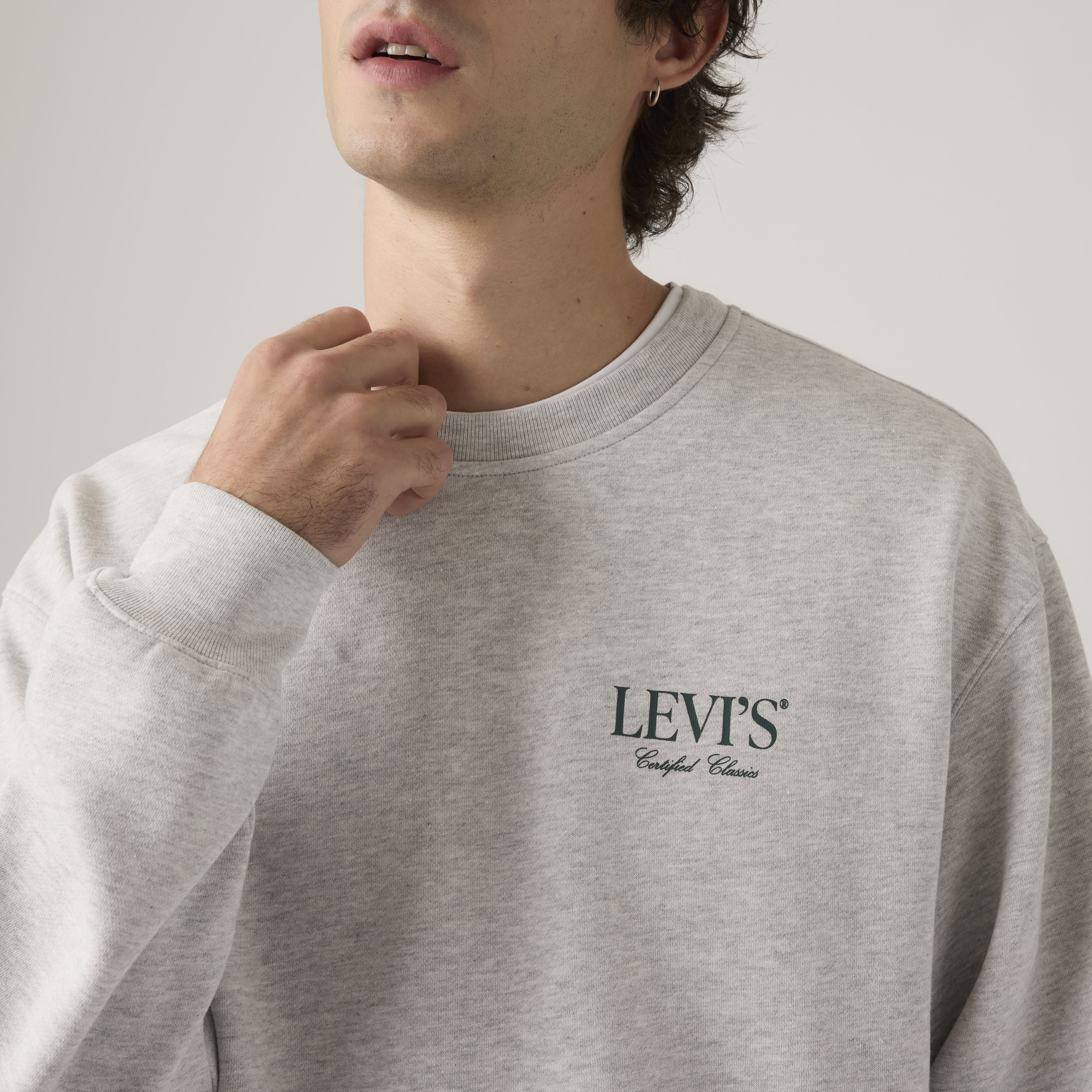 Relaxed Graphic Crewneck Sweatshirt 2