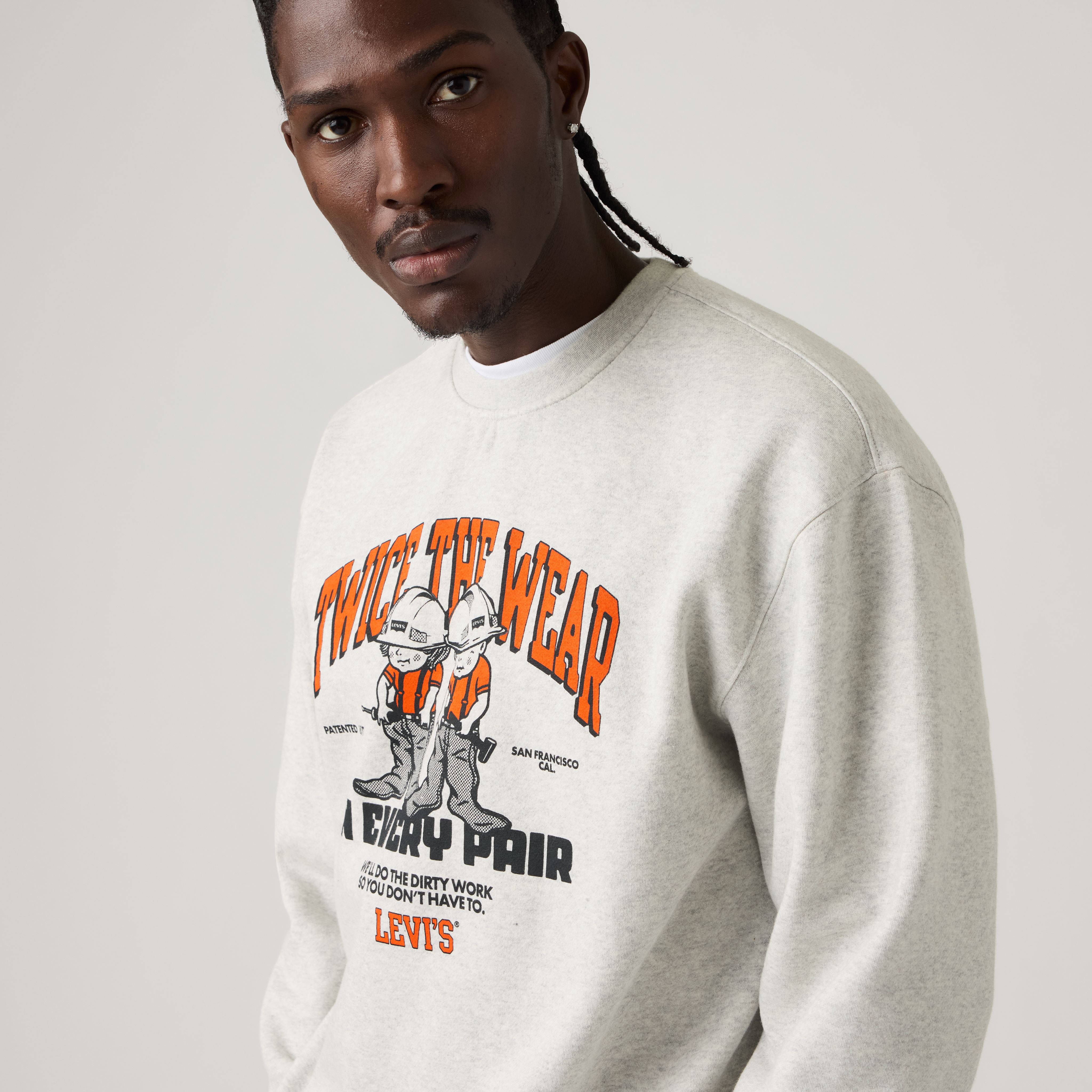 Relaxed Graphic Crewneck Sweatshirt 2