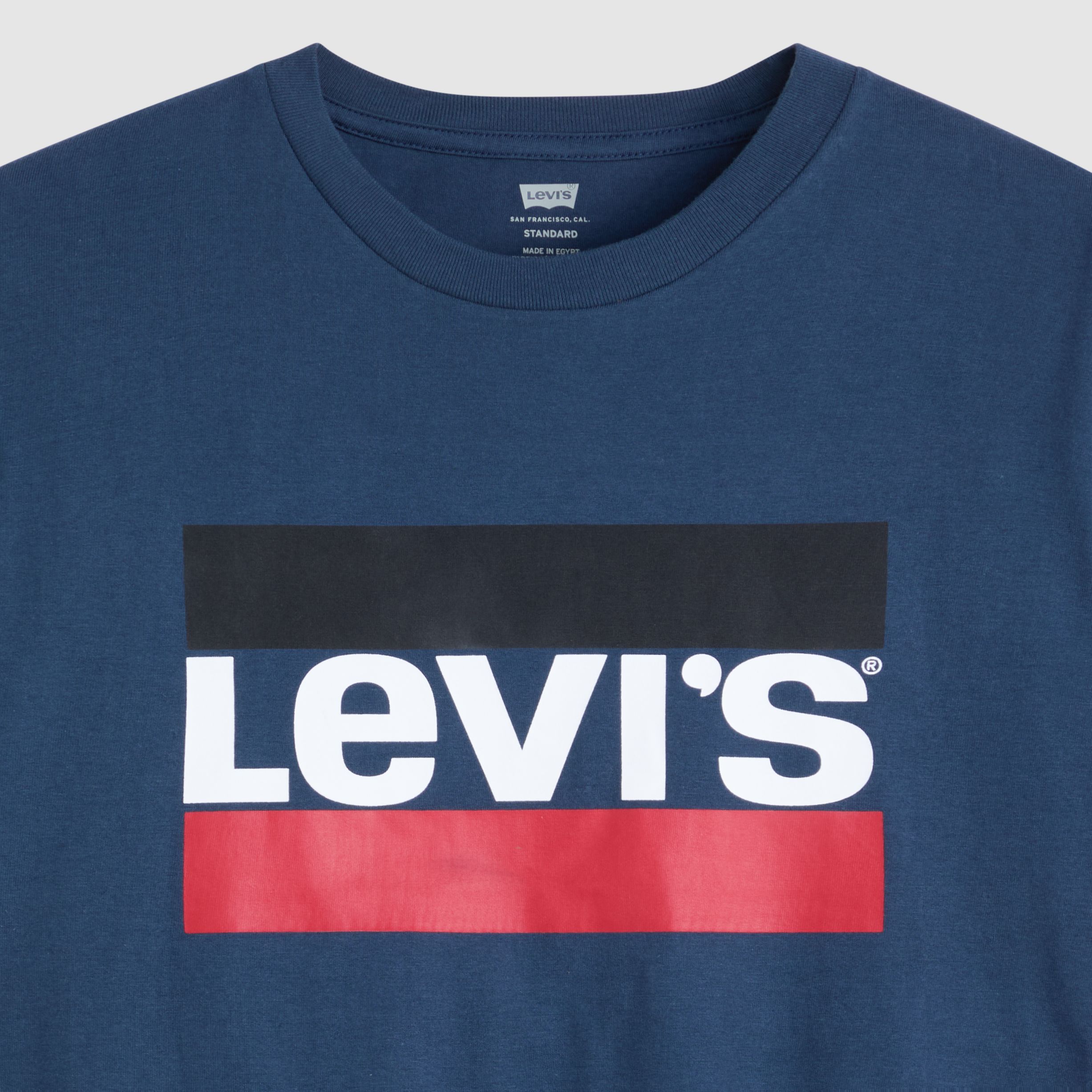 Sportswear Graphic T-Shirt 7