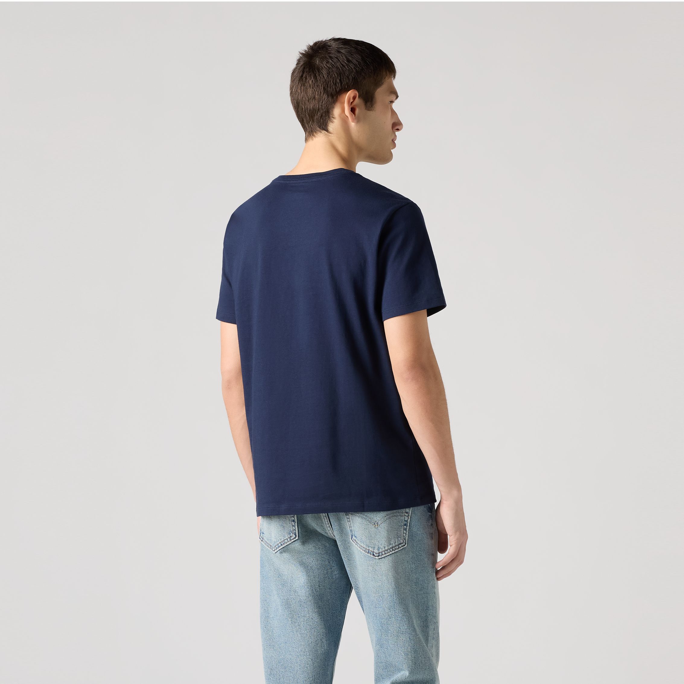 Original Housemark V-Neck Tee 3