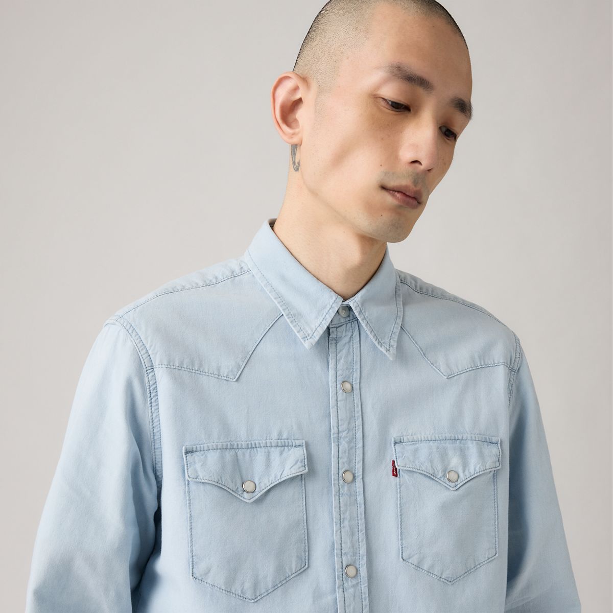 Classic Western Denim Shirt — Evergreen Lt Chambray - Blue