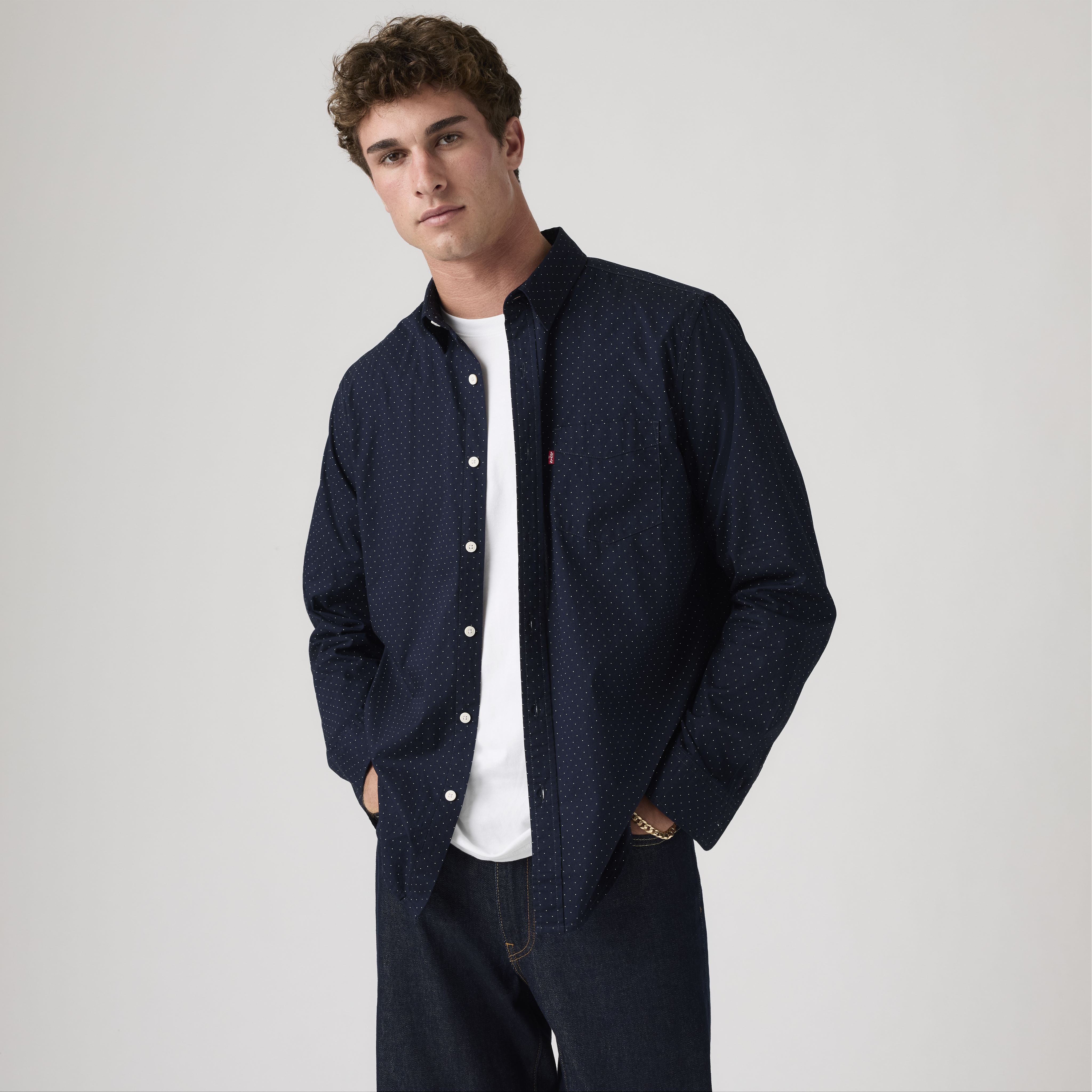 Classic One Pocket Standard Fit Shirt 1