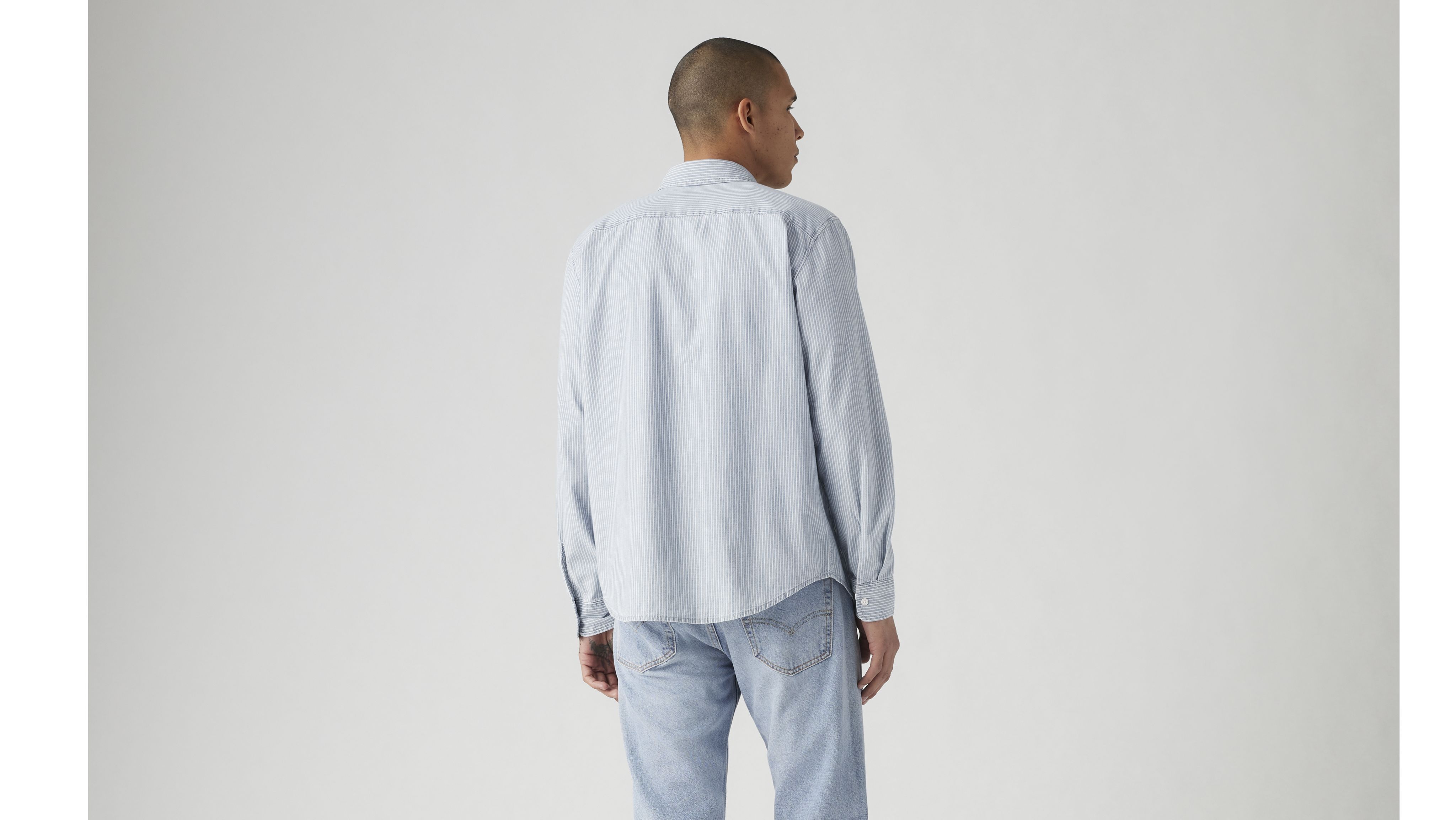 Classic One Pocket Standard Fit Shirt 2