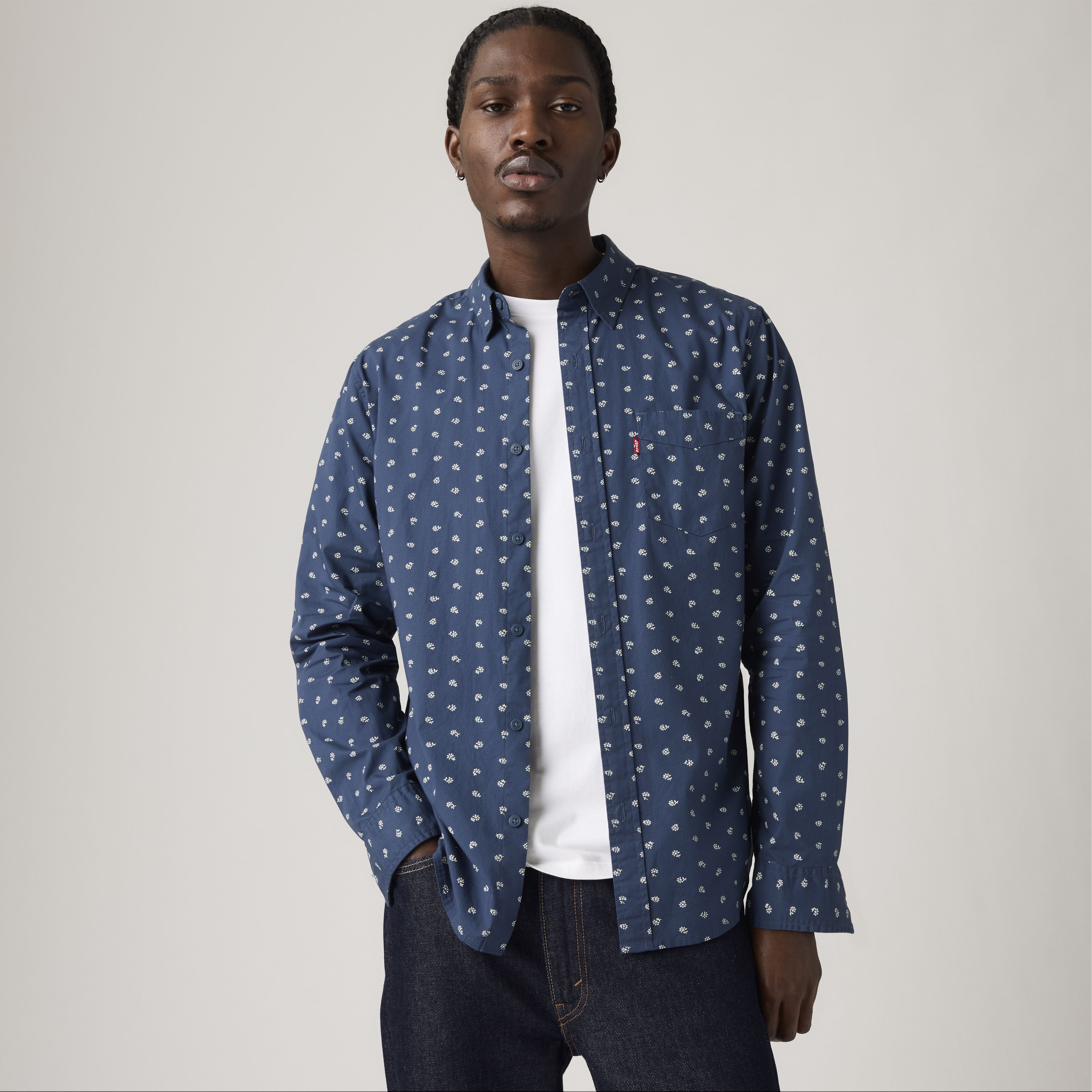 Classic One Pocket Standard Fit Shirt 1