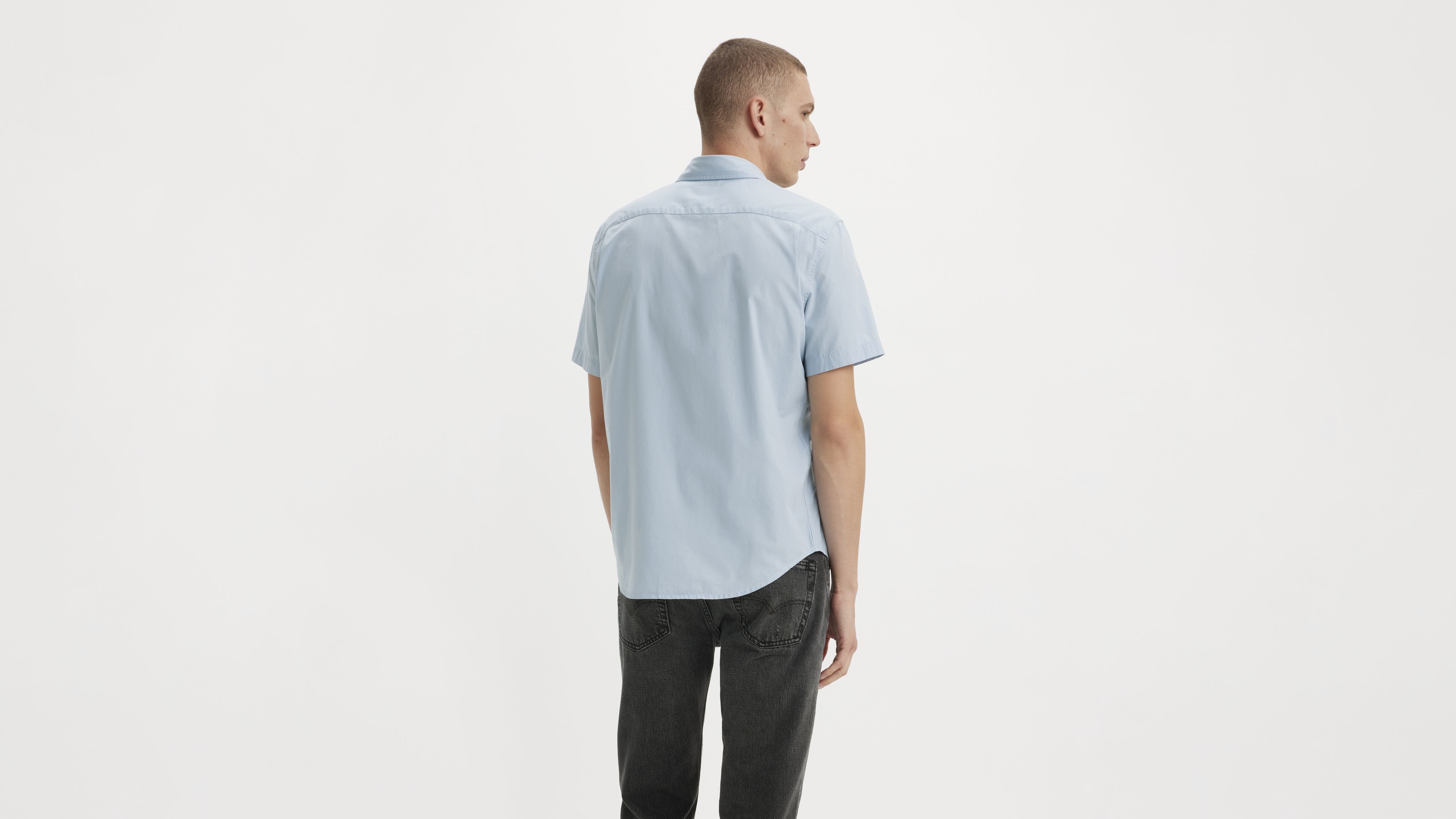 Short Sleeve Classic One Pocket Standard Fit Shirt 2