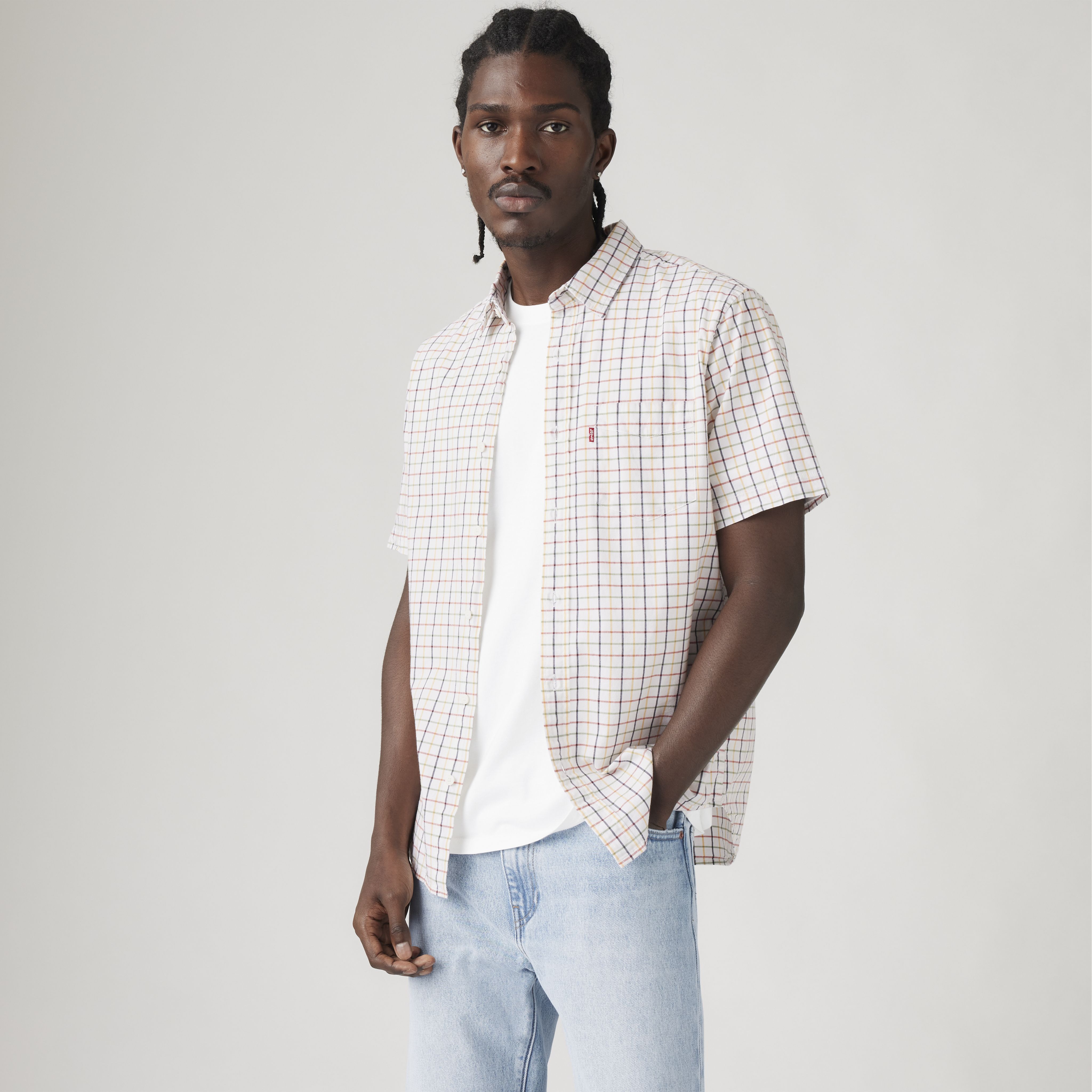 Short Sleeve Classic One Pocket Standard Fit Shirt 1