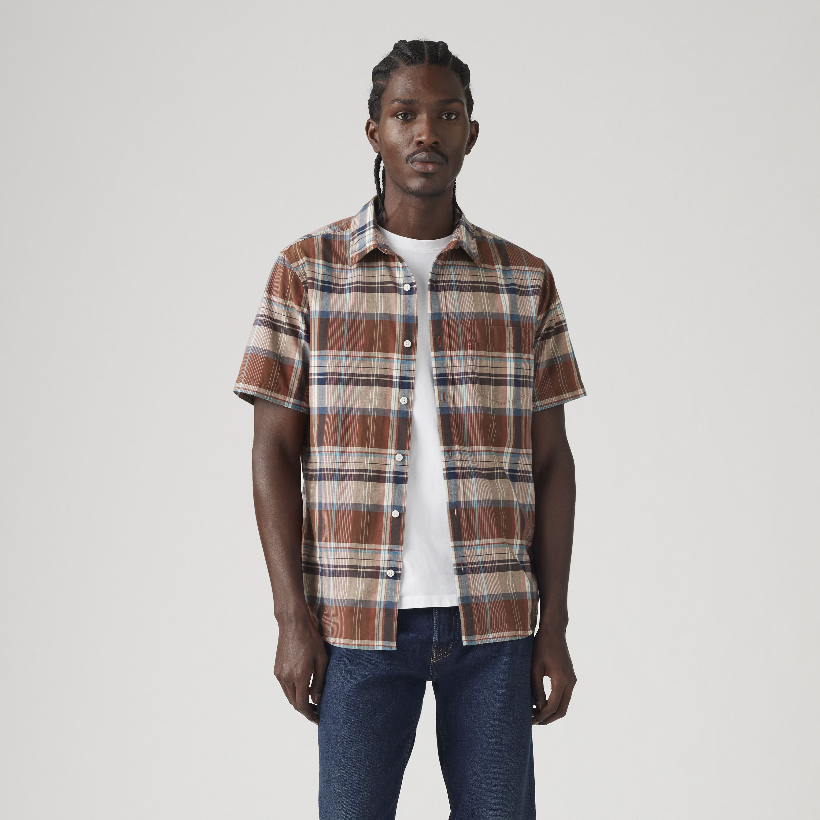 Short-Sleeve Classic One Pocket Standard Fit Shirt 14