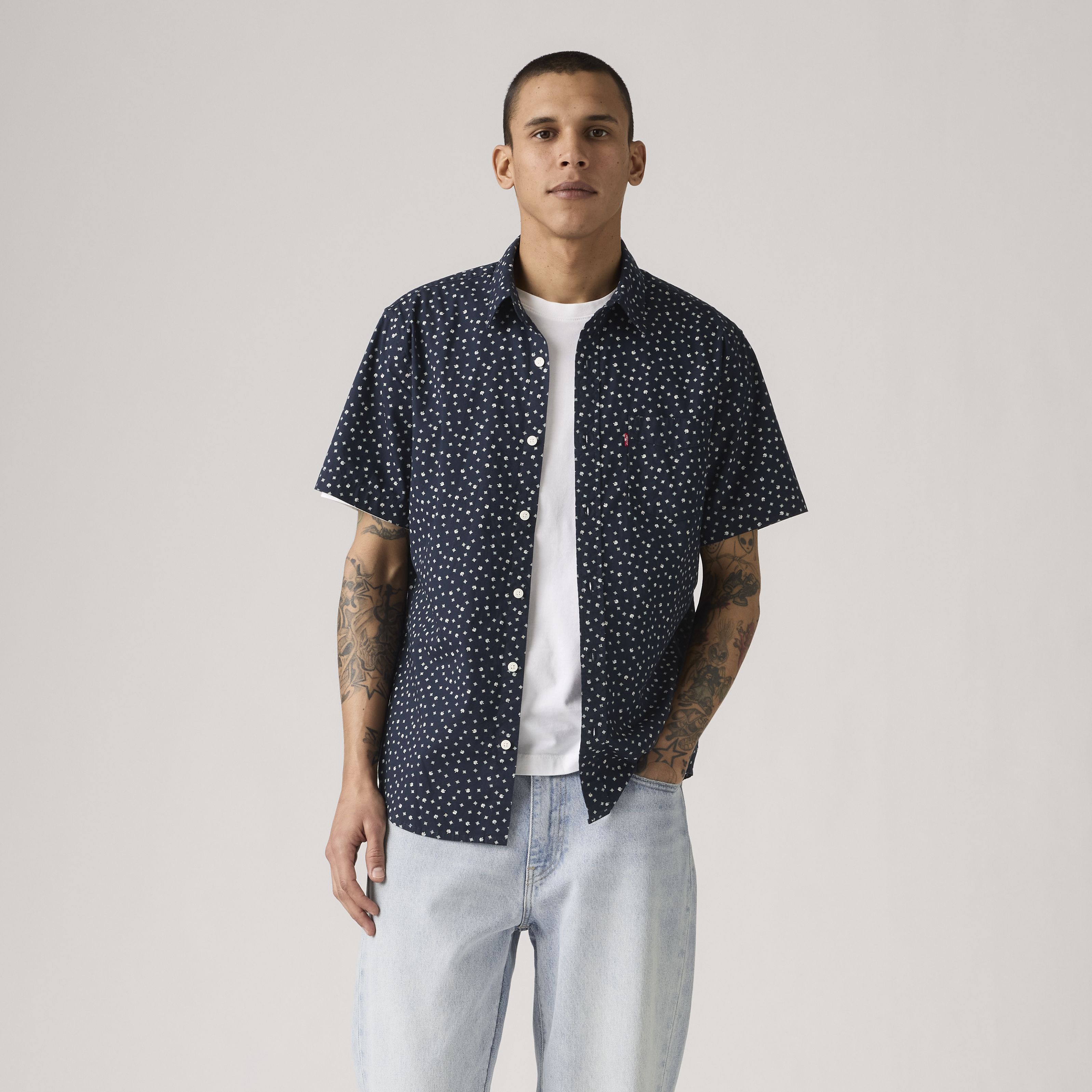 Short-Sleeve Classic Standard Fit Shirt 6