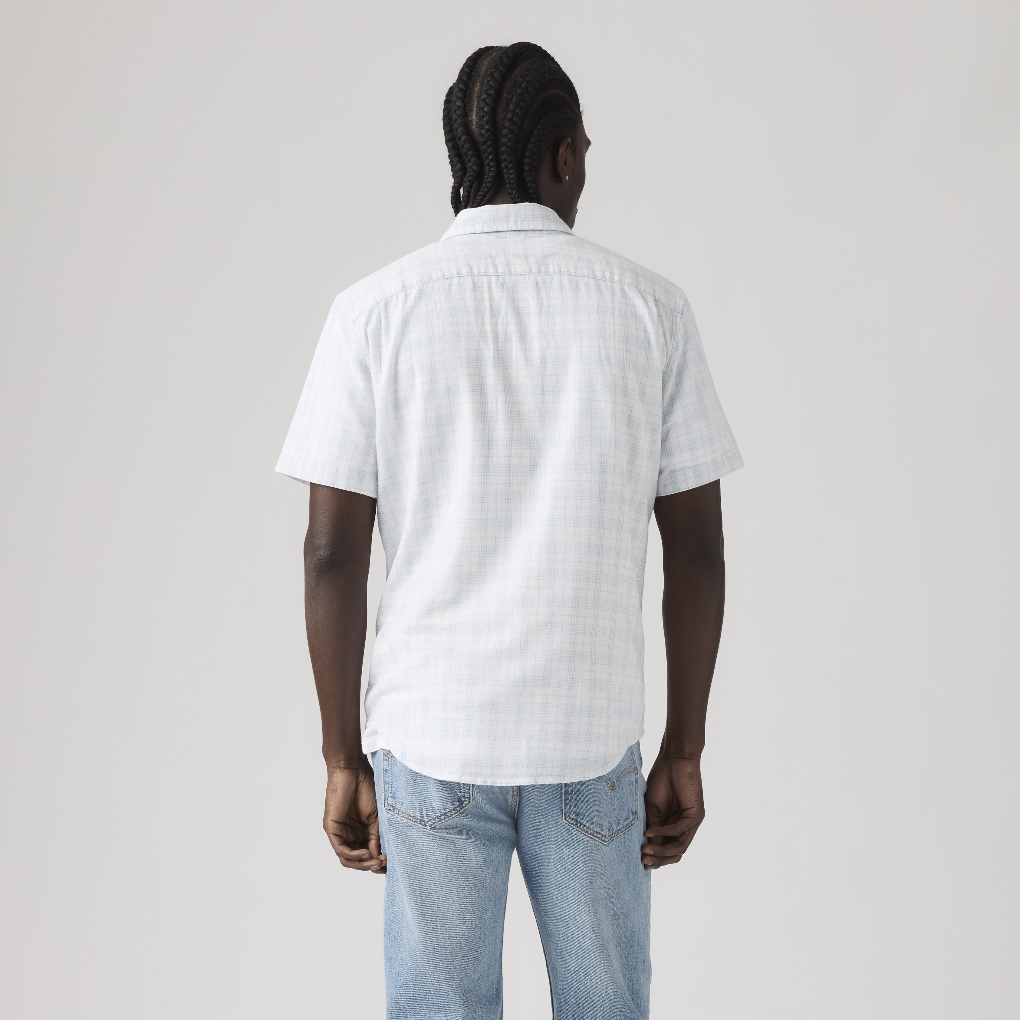 Short-Sleeve Classic One Pocket Standard Fit Shirt 4