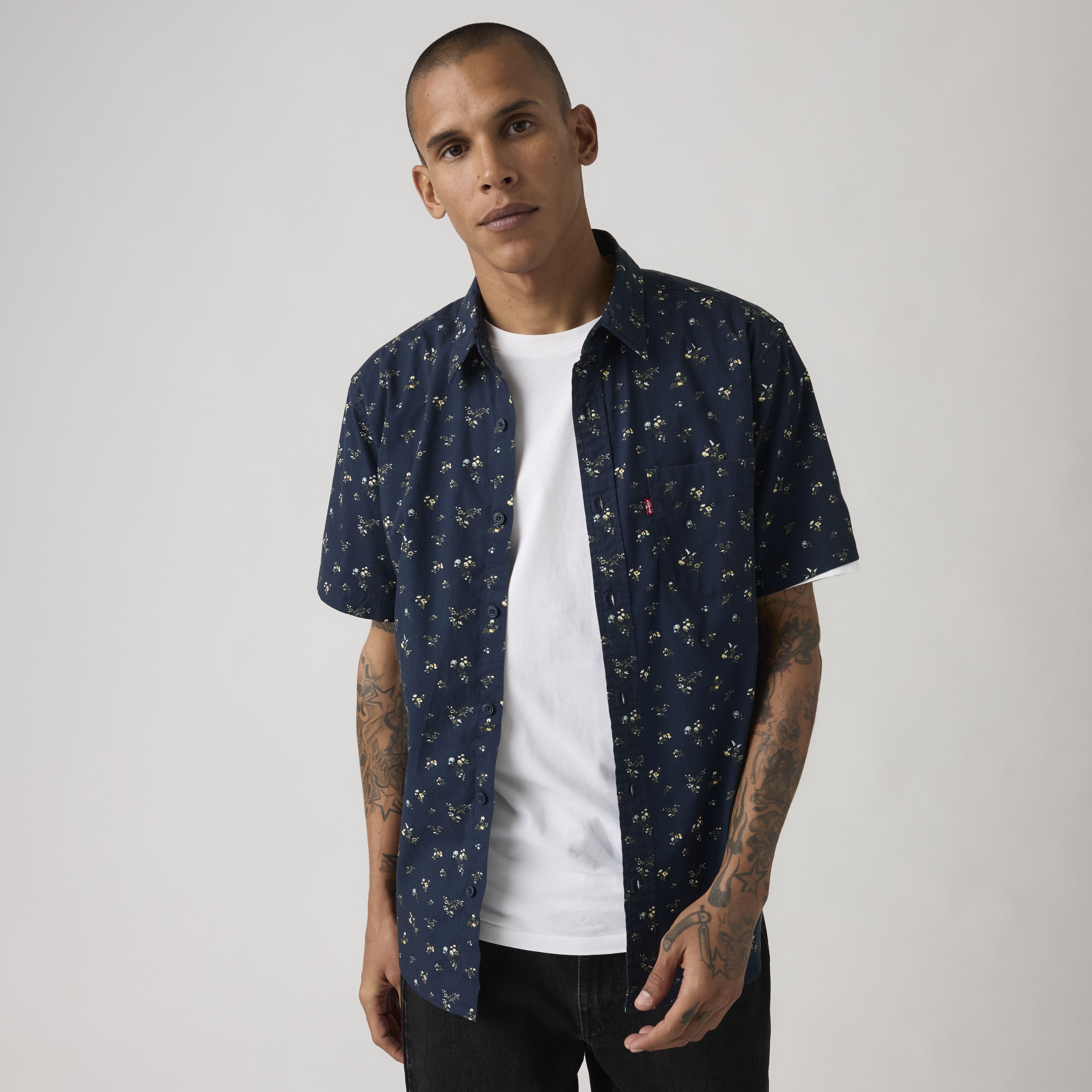 Short-Sleeve Classic Standard Fit Shirt 4